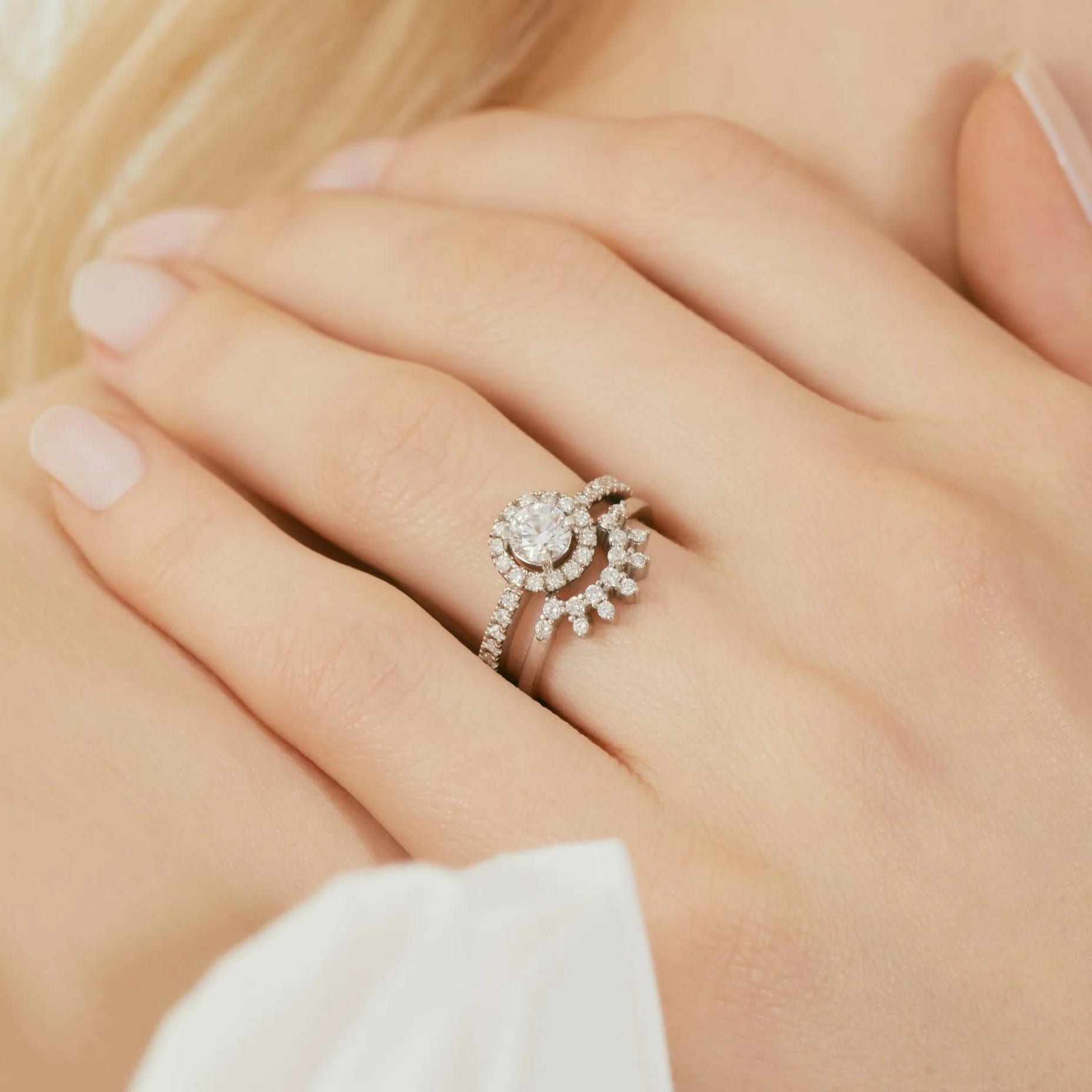 Anillo Halo engagement ring - imagen 6