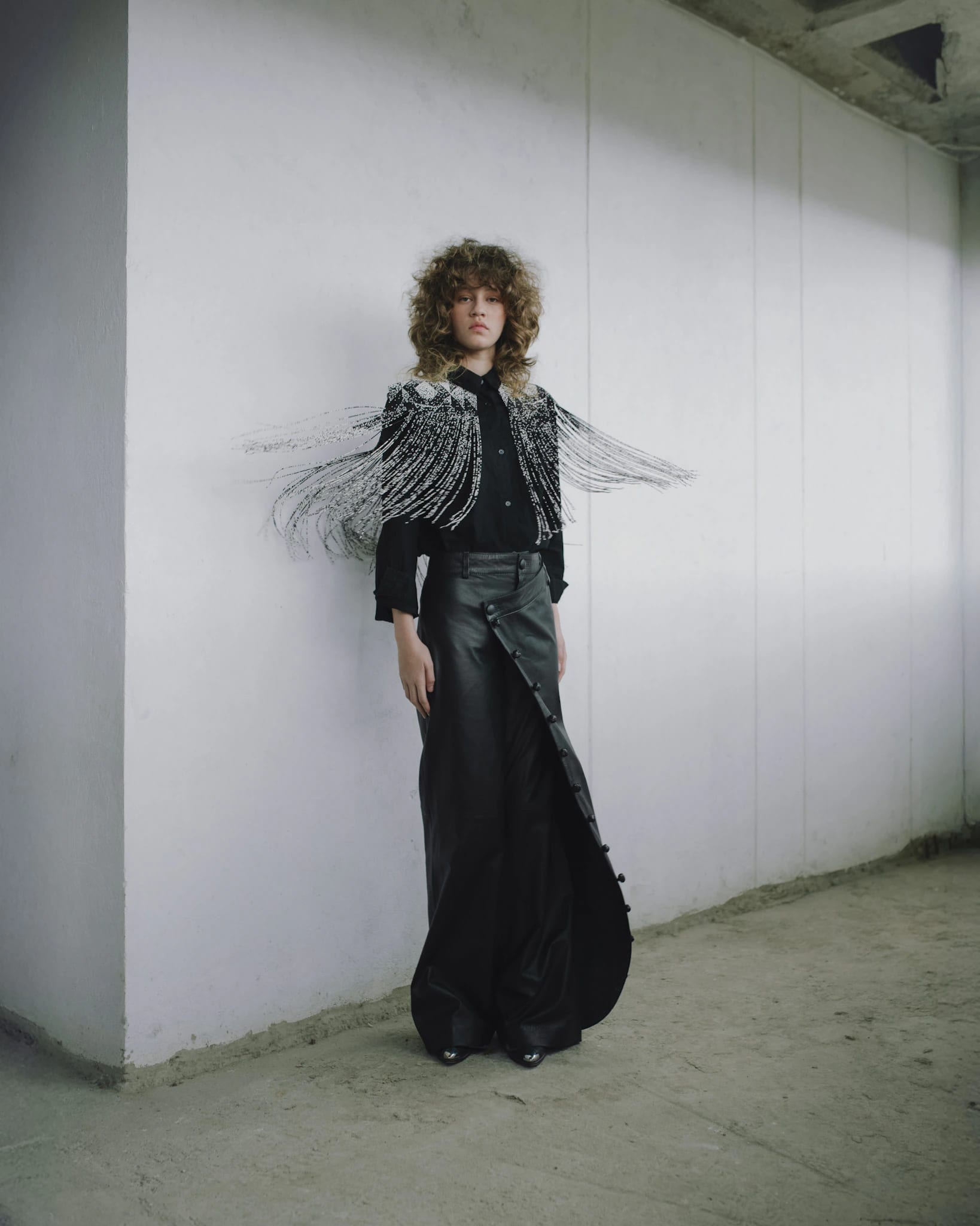 BEADED SHOULDER PADS - imagen 2