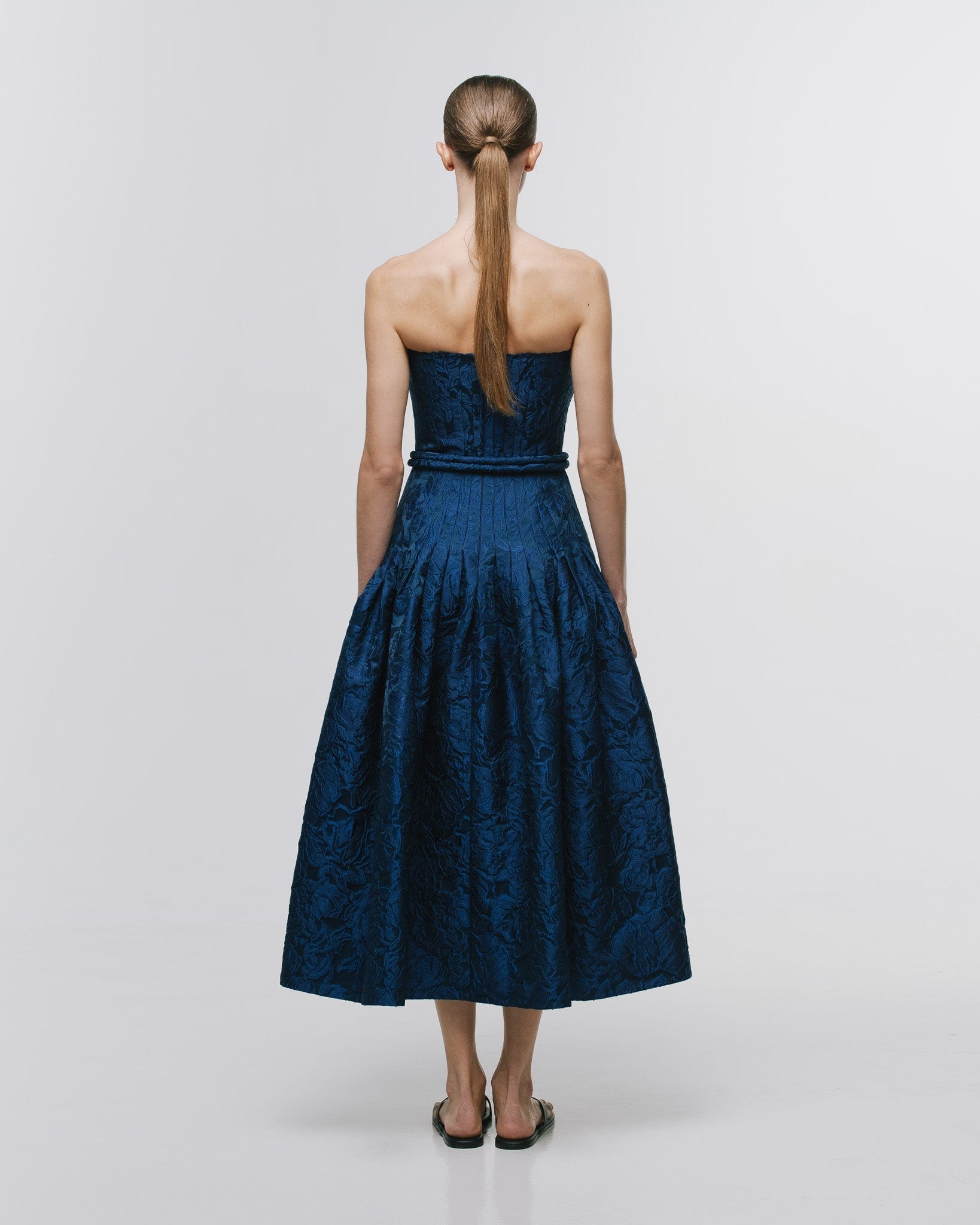 'CAMELIA' MIDI DRESS WITH BELT - imagen 5