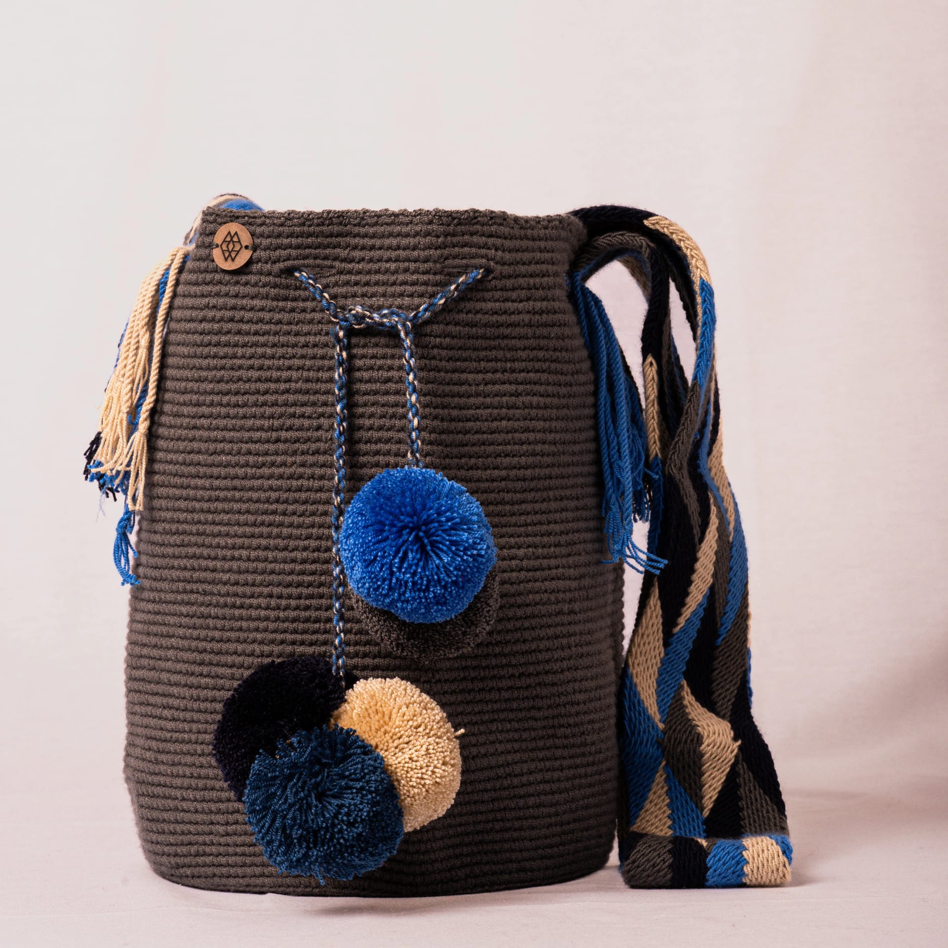 Mochila Cinco Borlas - imagen 12