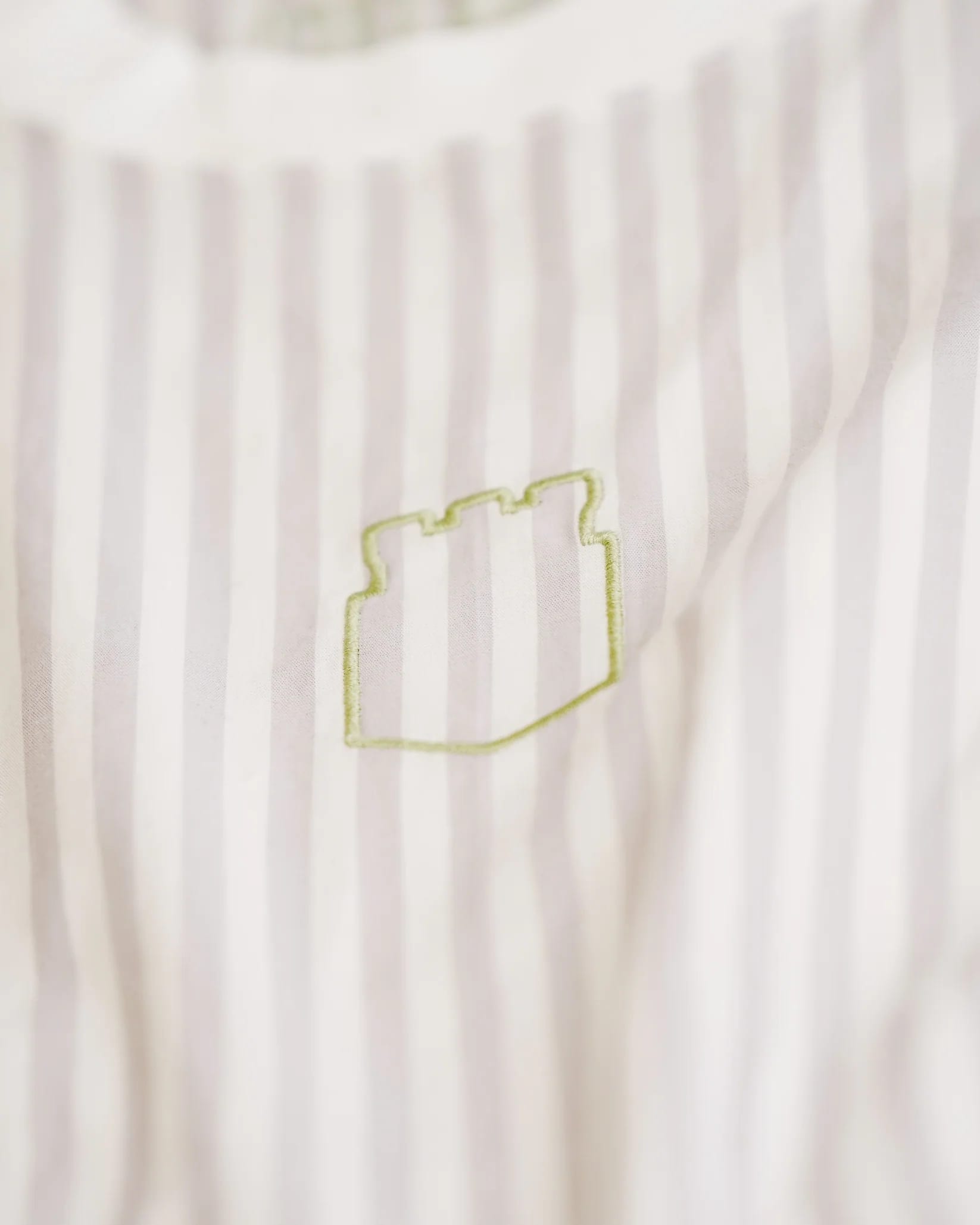 CAMISA BLANCA  RAYAS MUJER  NIKE - imagen 12