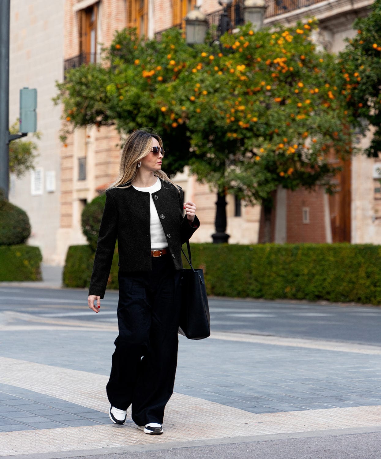 Chaqueta Cropped en Paño Negro Varsovia - imagen 13