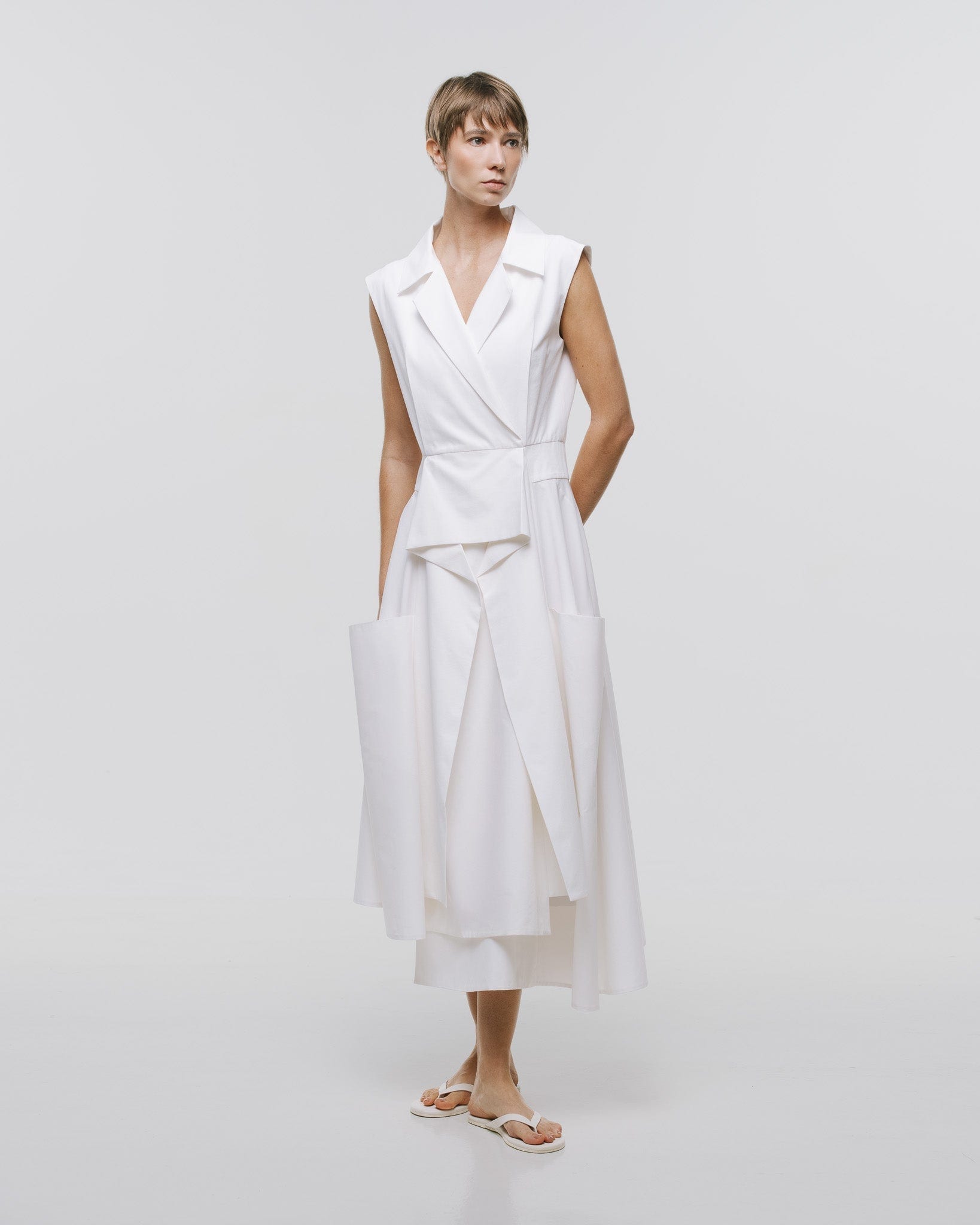 'EQUILIBRIO' COAT DRESS - imagen 2