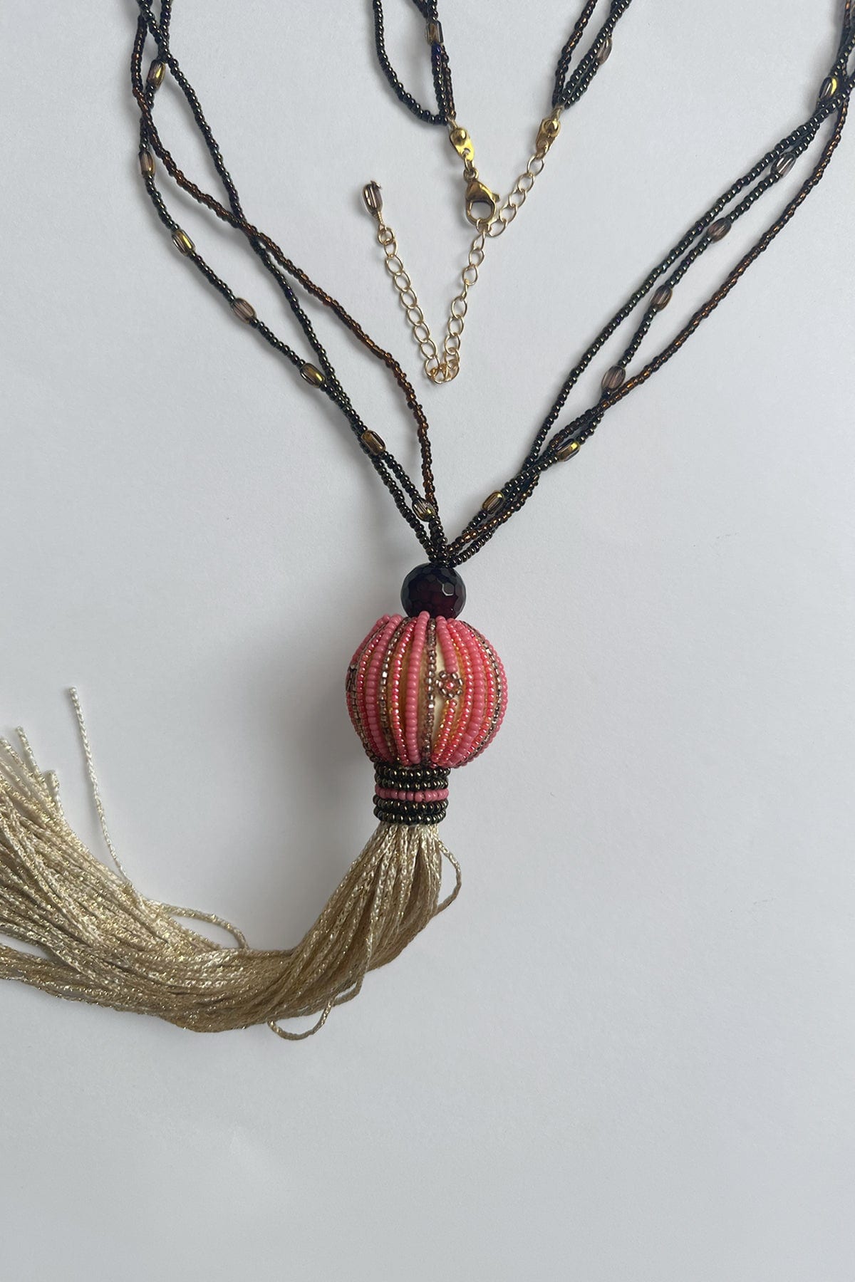 Collar rosa largo - imagen 4
