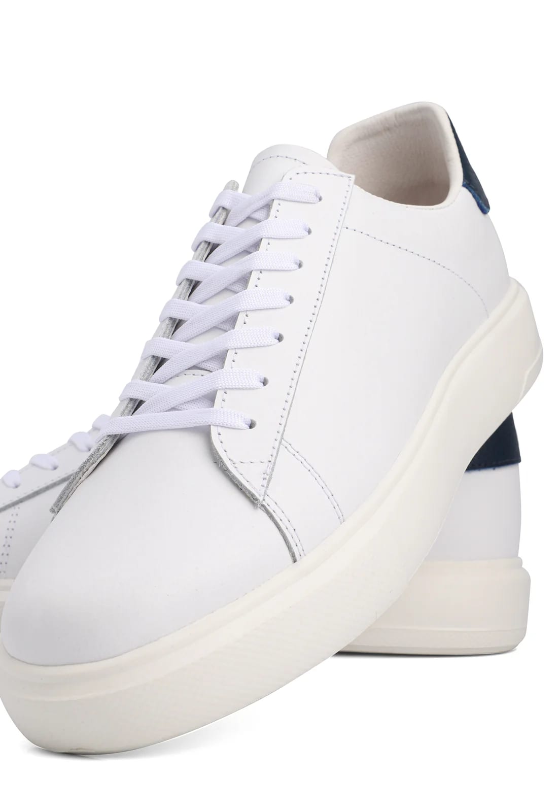 Tenis blancos suela blanca talon azul - imagen 5
