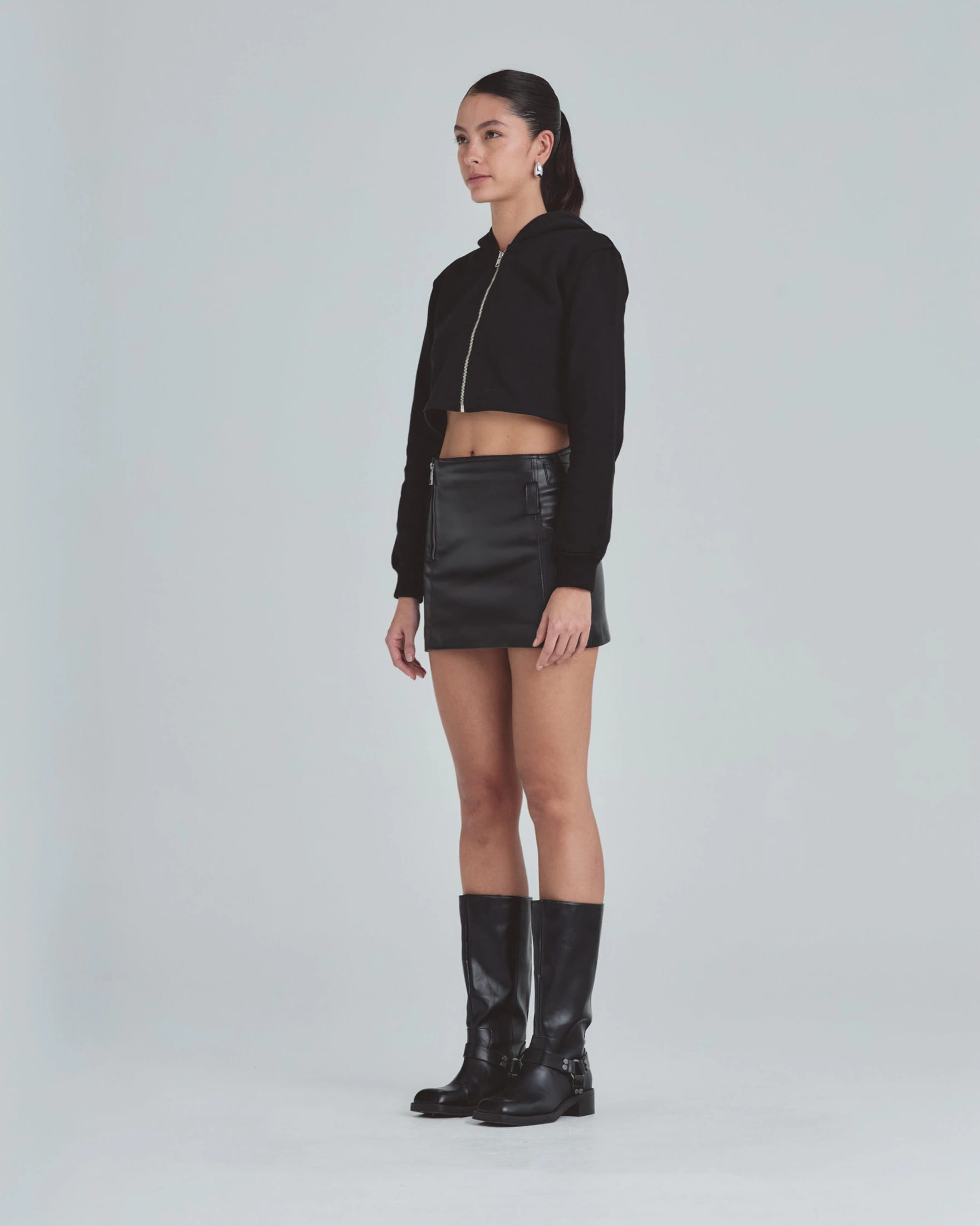 Line Basic Slim Fit Zip Up Cropped Hoodie Black - imagen 5
