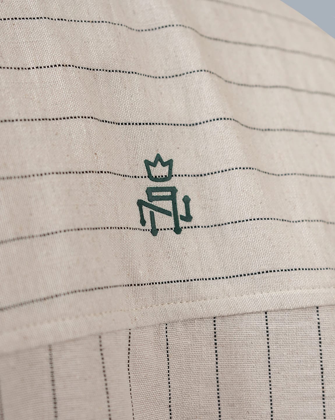 CAMISA MANGA CORTA ARENA ESCUDO 1947 - imagen 2