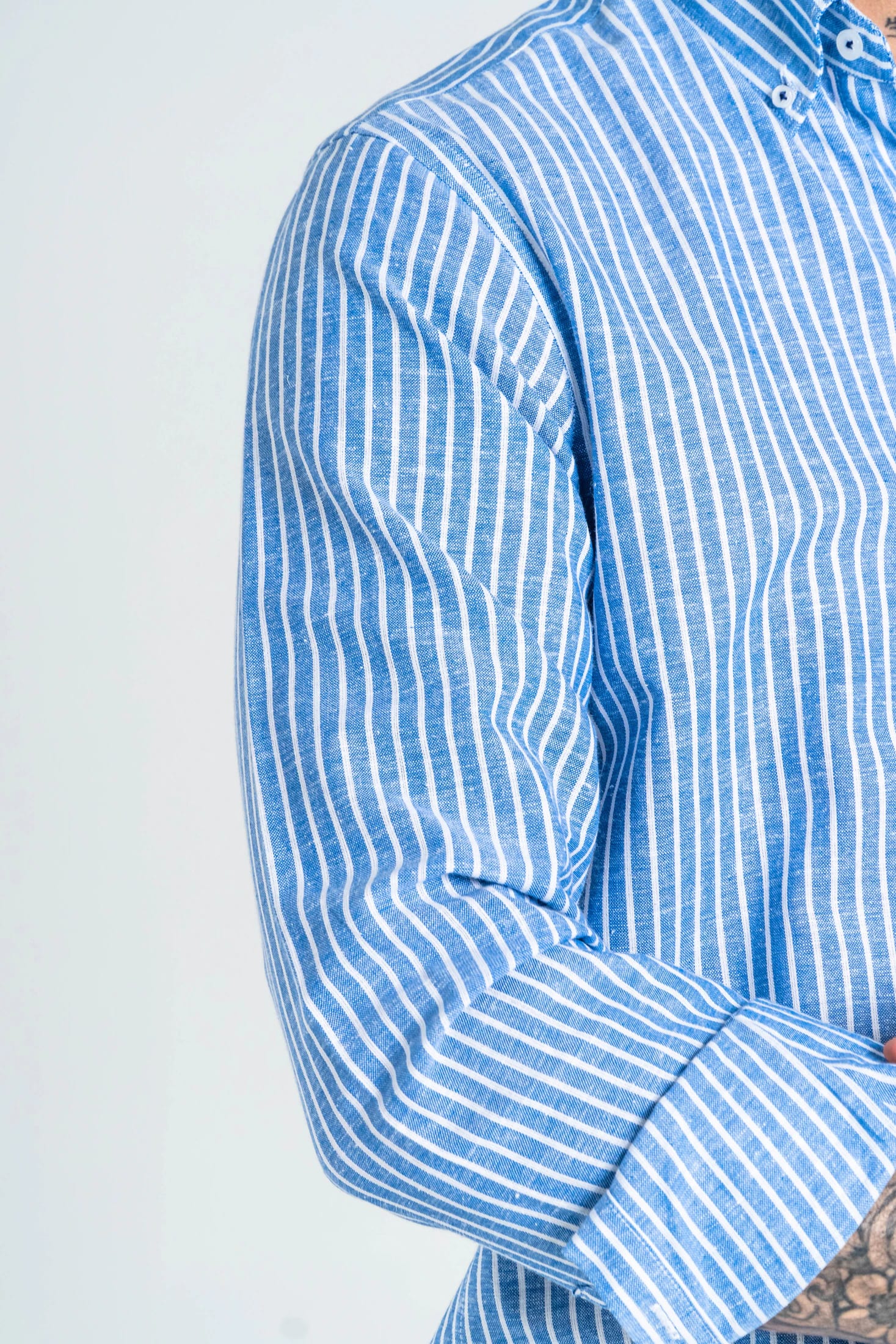 Camisa Raya Lino Azul Medio - imagen 3