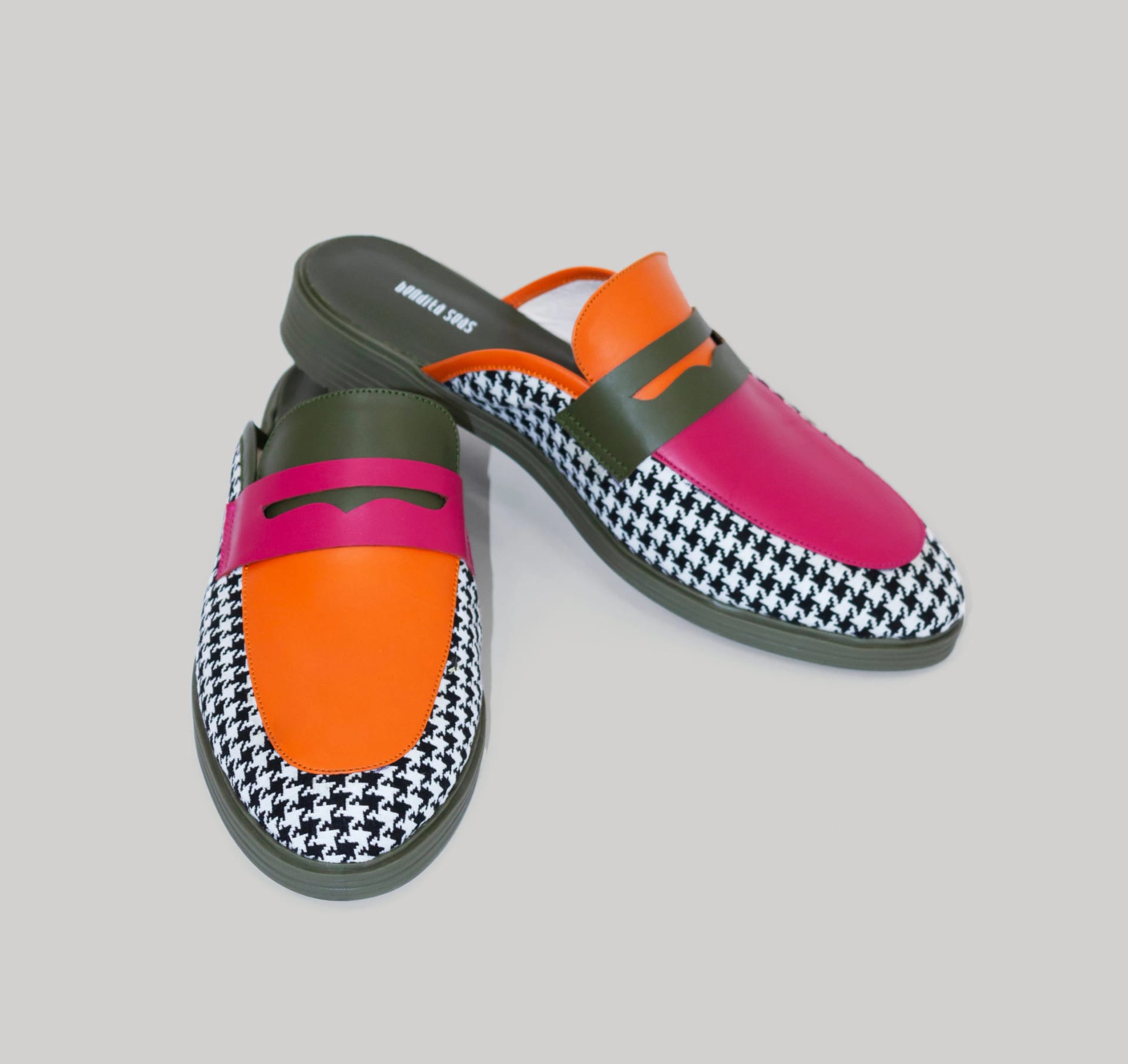 Mocasín Sueco Virtuosas Fucsia - imagen 2