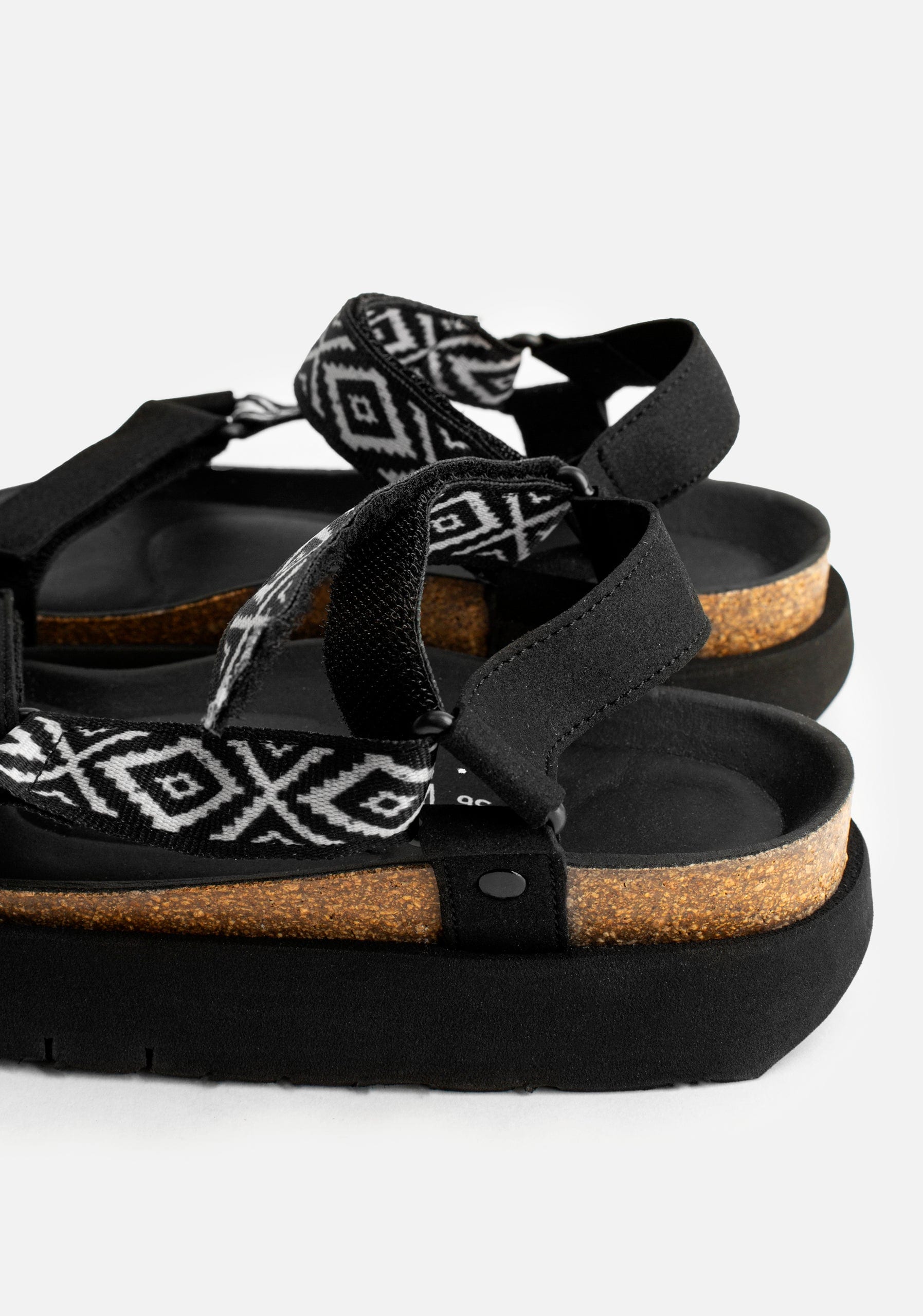 Sandalia Bruni Negro - Marfil - imagen 5