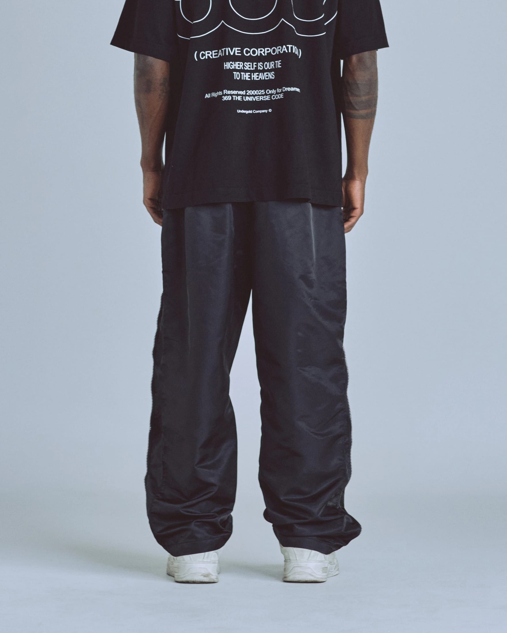 Basics Panelled Zip Up Cargo Pants Black - imagen 6