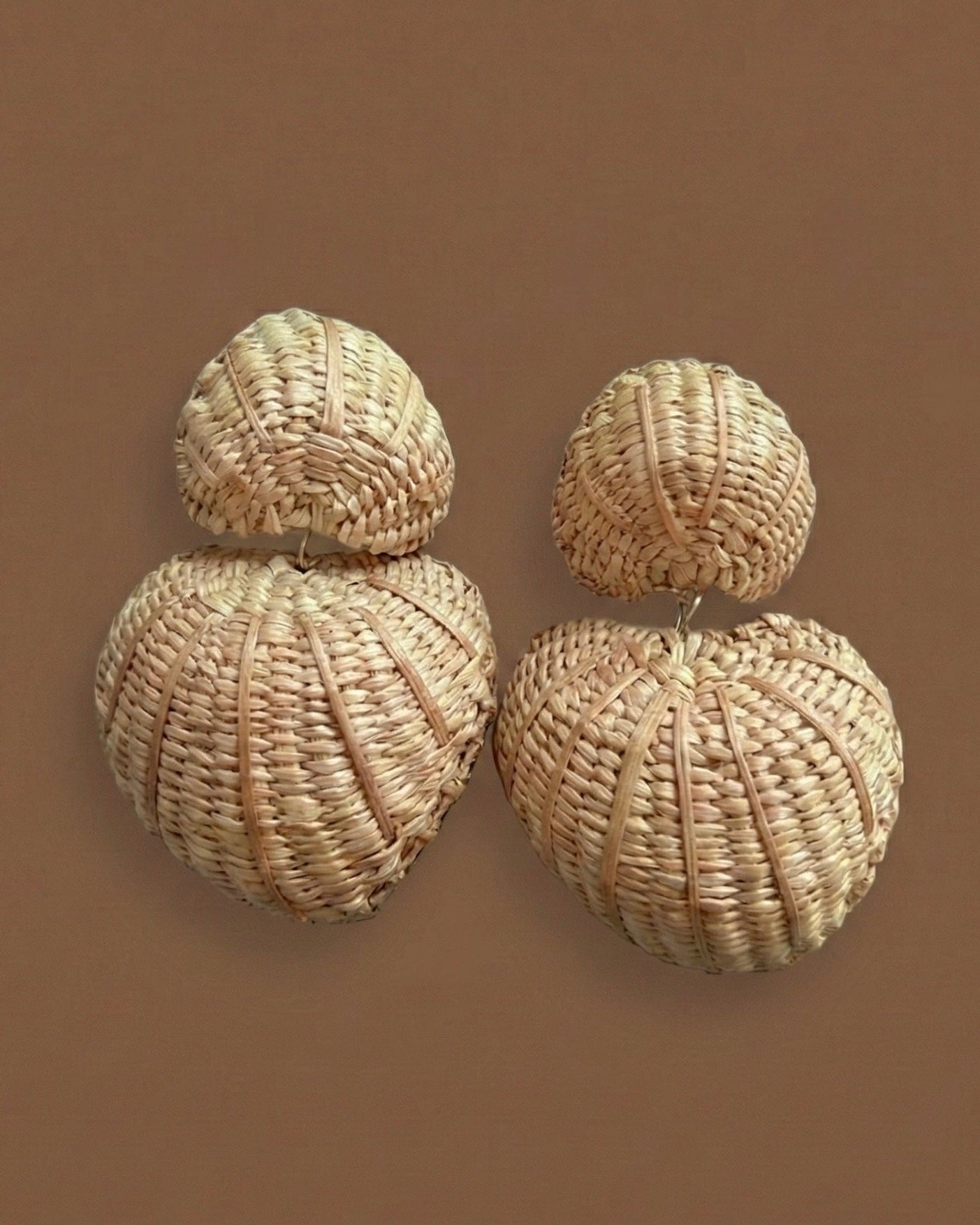 Shell Earrings (2 earrings in 1 pair) - imagen 3