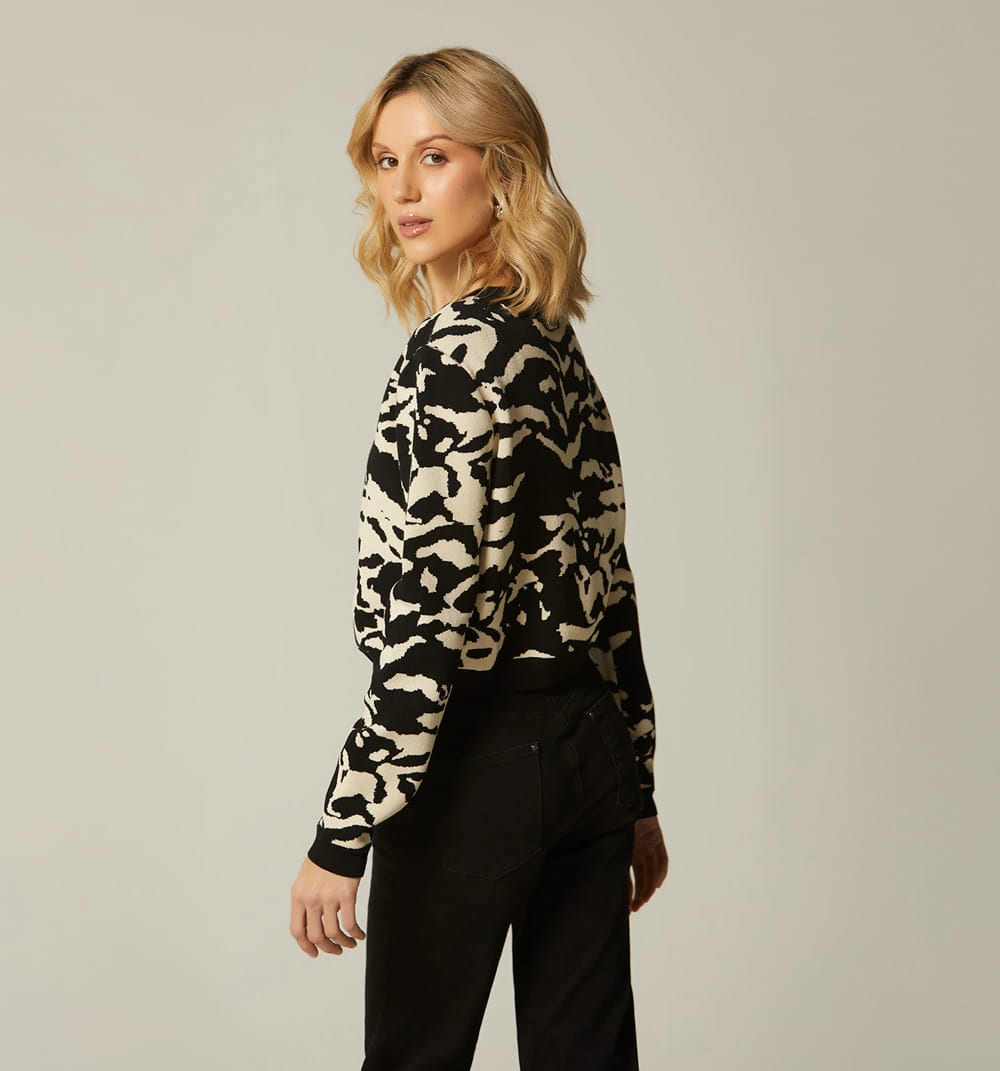 Cardigan estampado bi color - imagen 8