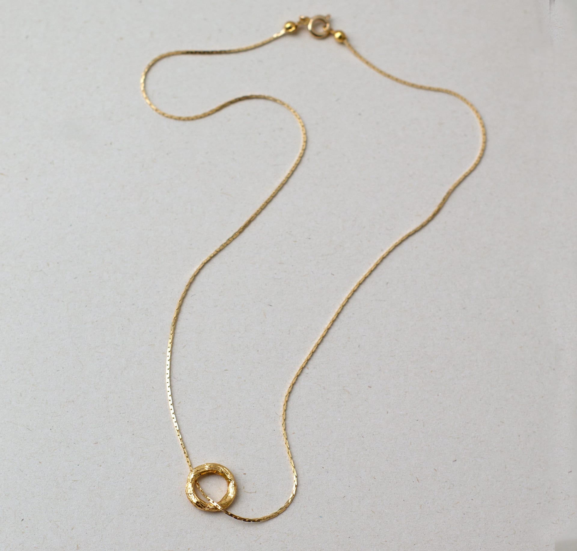 Collar circulo infinito - imagen 3