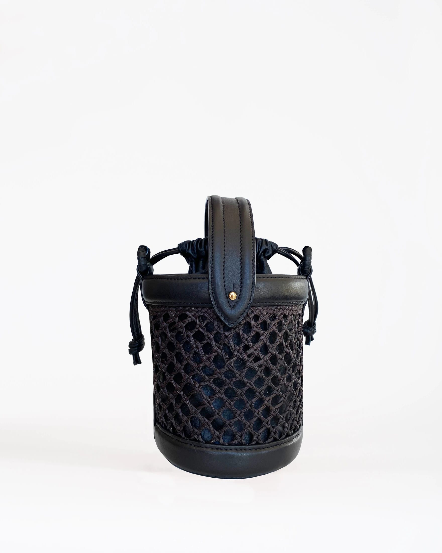 Sandoná mini Bucket negro - imagen 4
