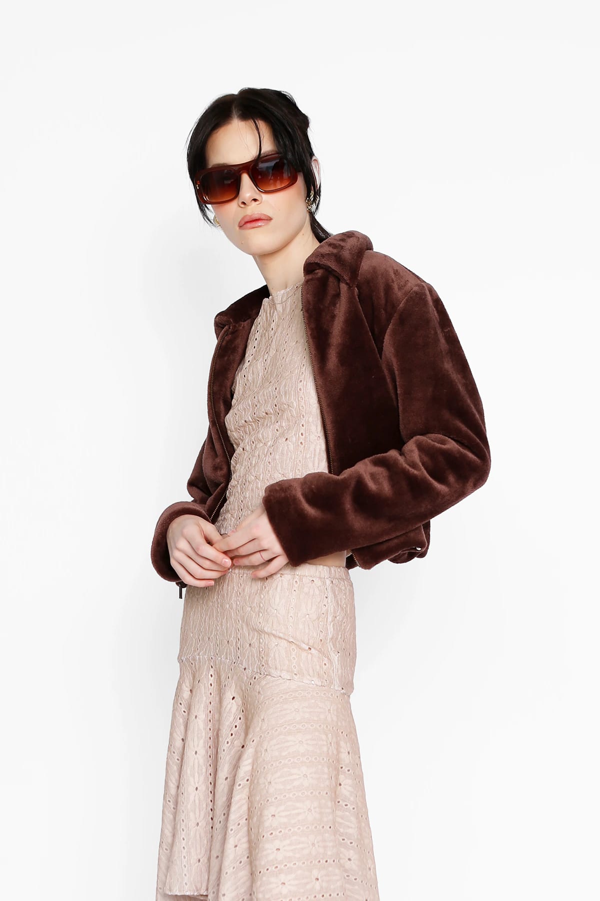 The Fuzzy Jacket in Brown - imagen 3