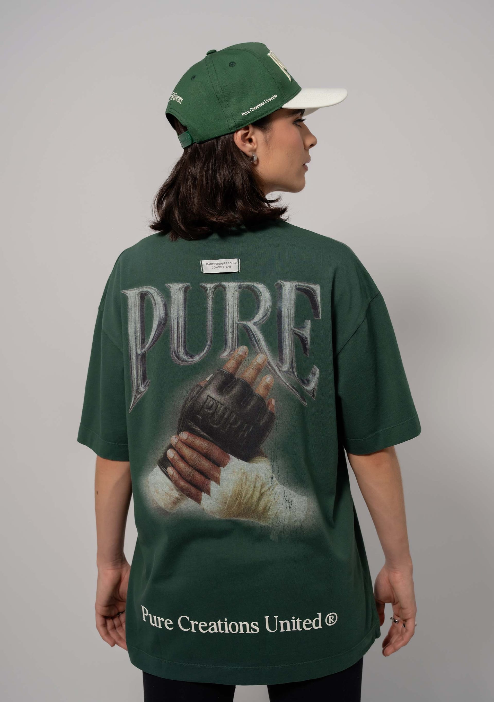 Still Hungry Gloves T-Shirt - imagen 2