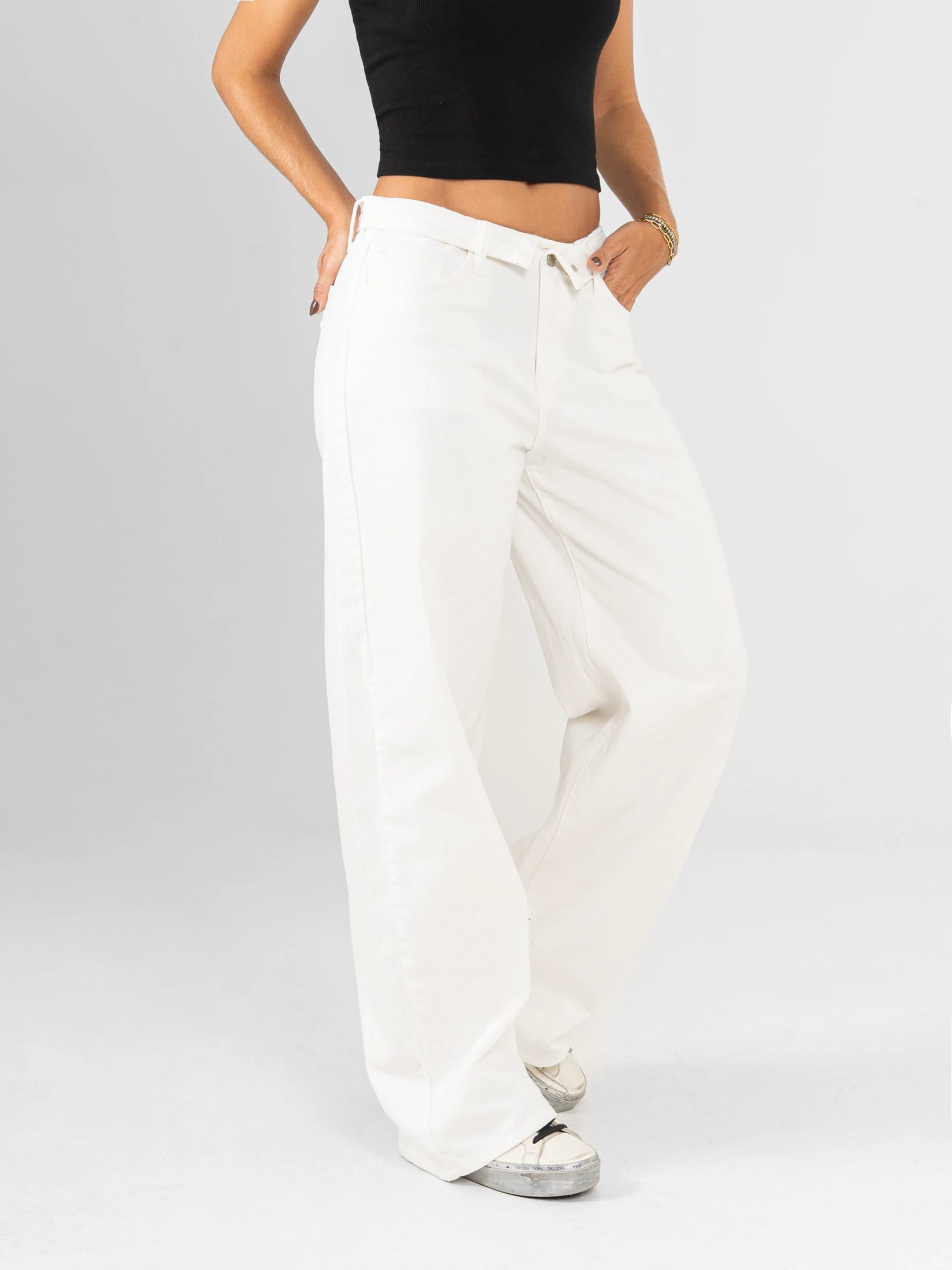 Ref: 0620460 Pantalón wide leg, rígido, tiro medio, detalle en pretina, tono ivory. - imagen 3