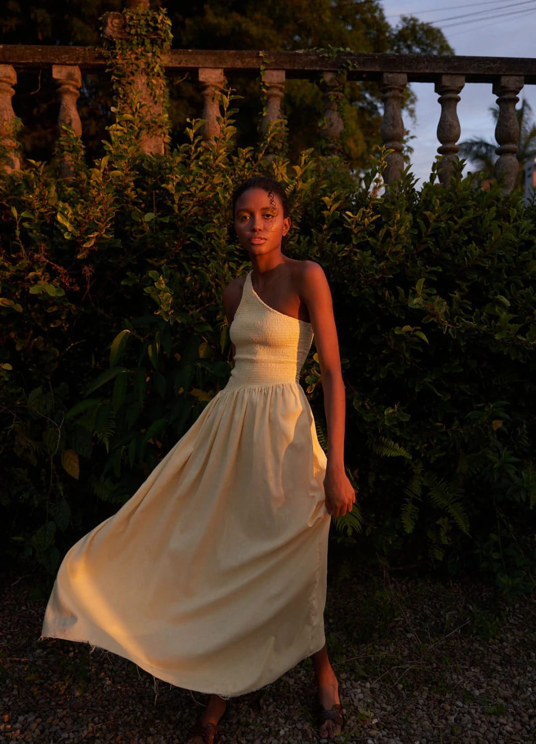 Vestido Lienzo Amarillo - imagen 2