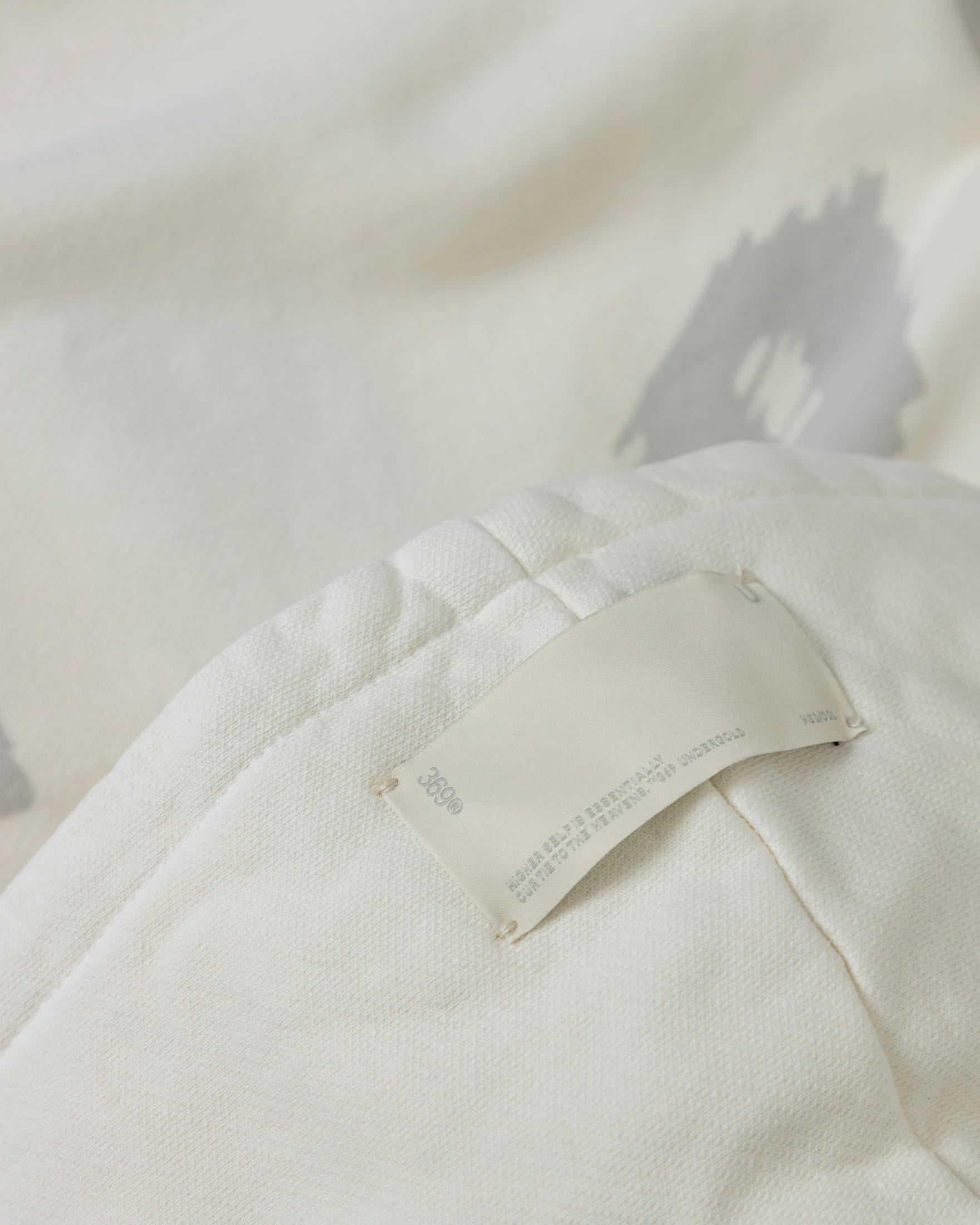 Echoes Tremor Boxy Fit Hoodie White - imagen 6
