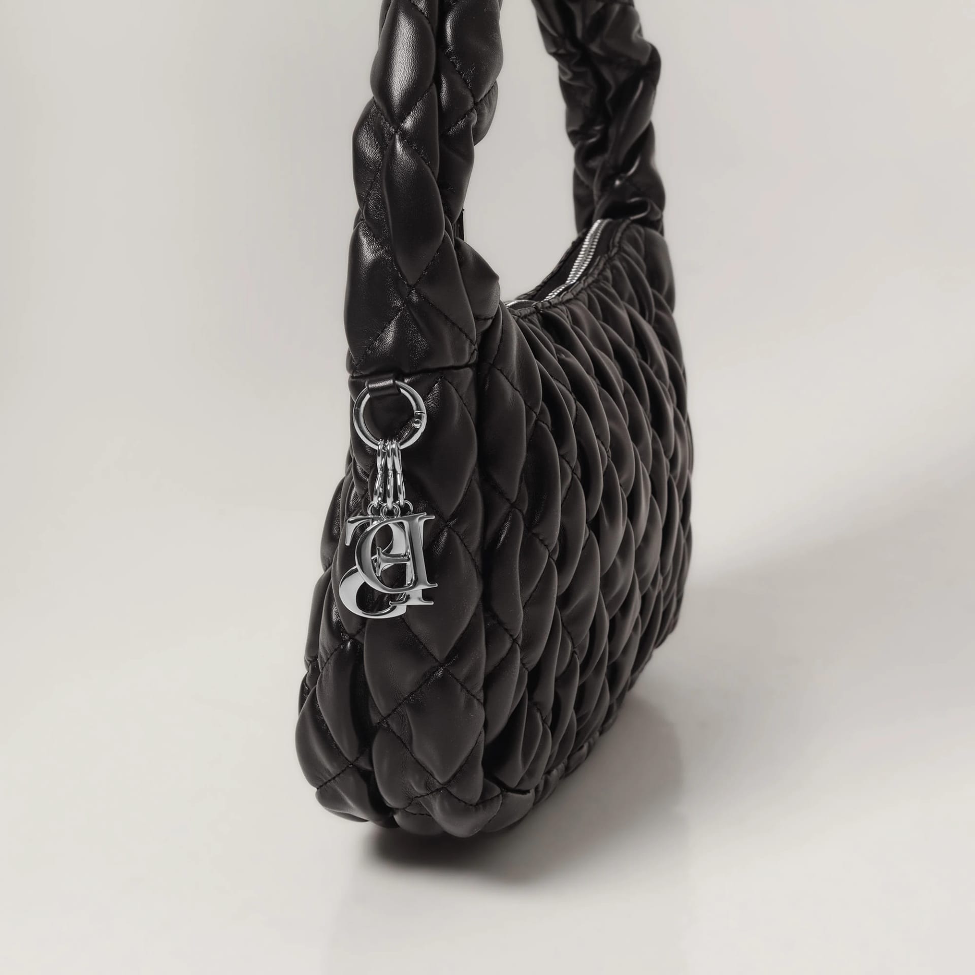 Bolso casual de mano con textura - imagen 3