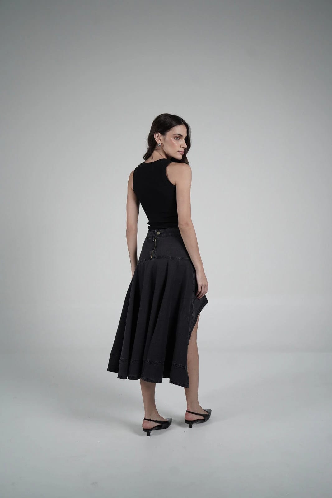 Black asymmetrical skirt - imagen 6