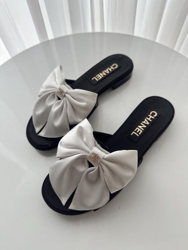SANDALIA CHANEL MONO BLANCO - imagen 2