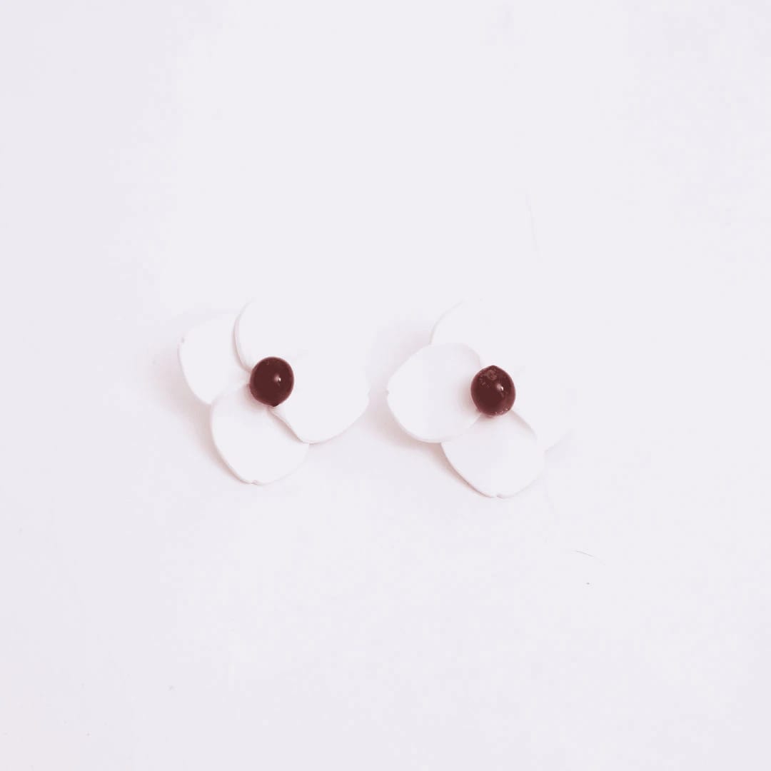 Aretes Lucié Flor Mini - imagen 4