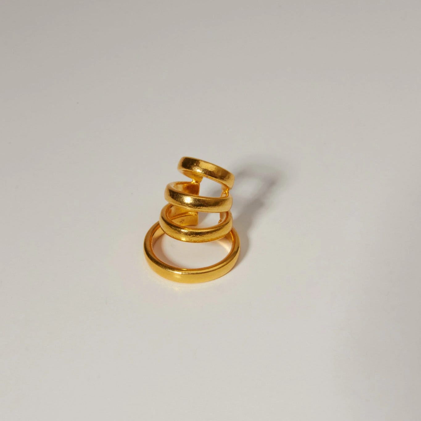 Circular Body Ear Cuff - imagen 1