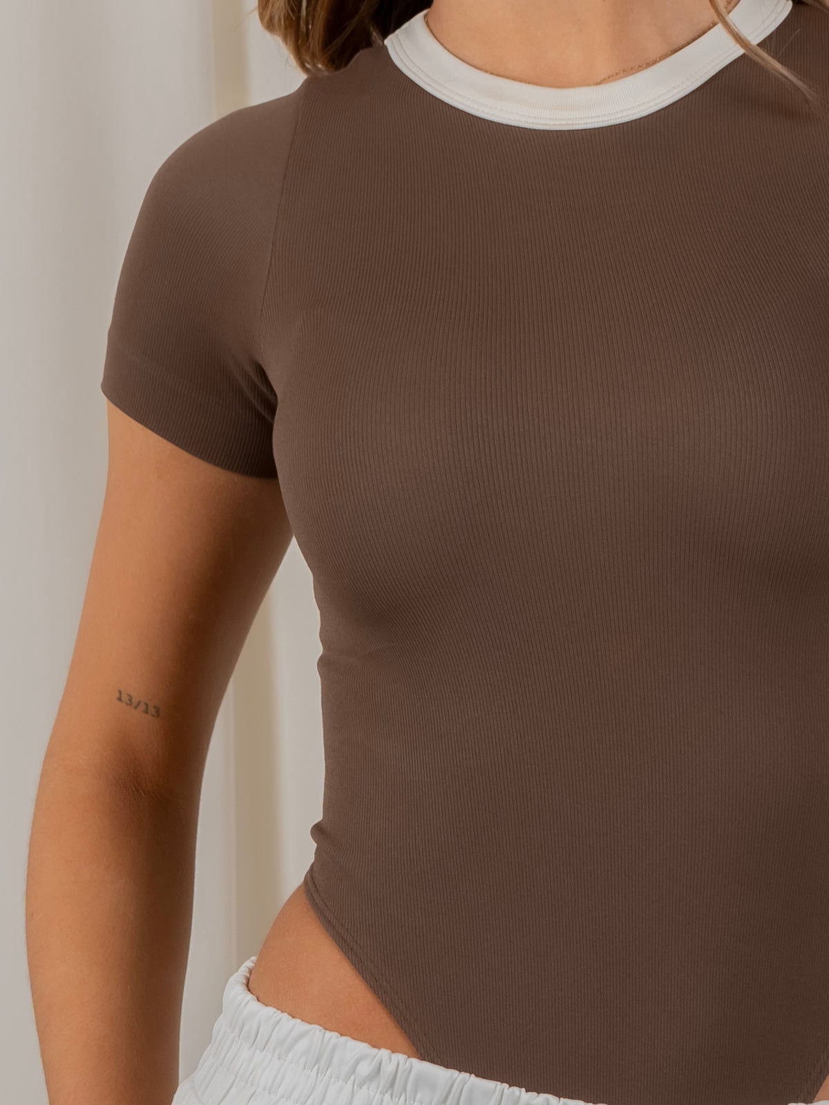 Body mely seamless cafe - imagen 6