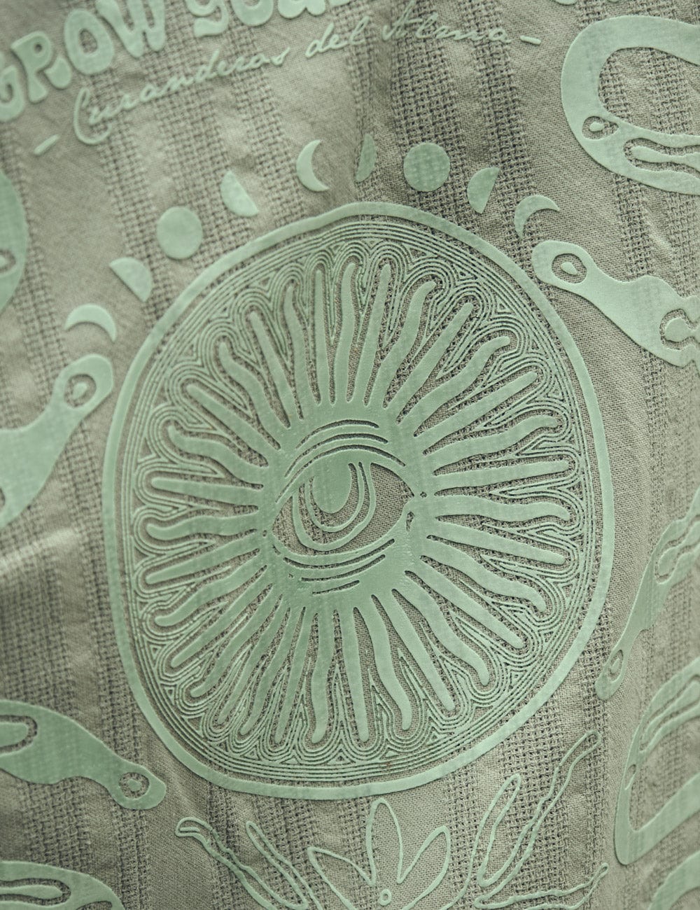 Camisa Regular Fit Espiritu verde pistacho Hombre - imagen 5