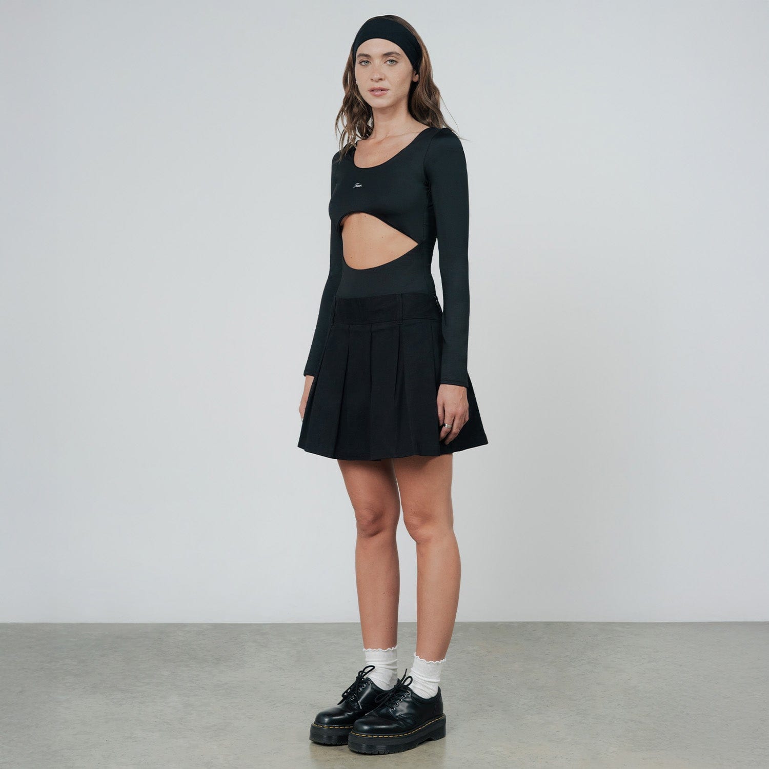 Signature Cut-Out LS Bodysuit - Black - imagen 4