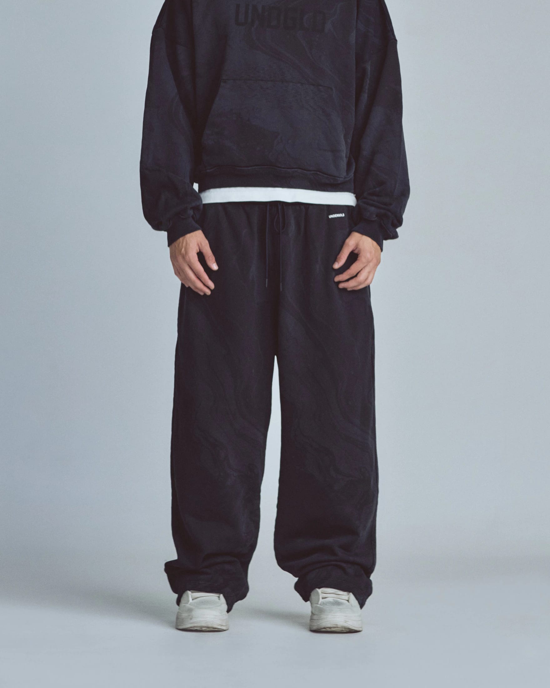 Basics UNDGLD Straight Pants Oiled Black - imagen 1