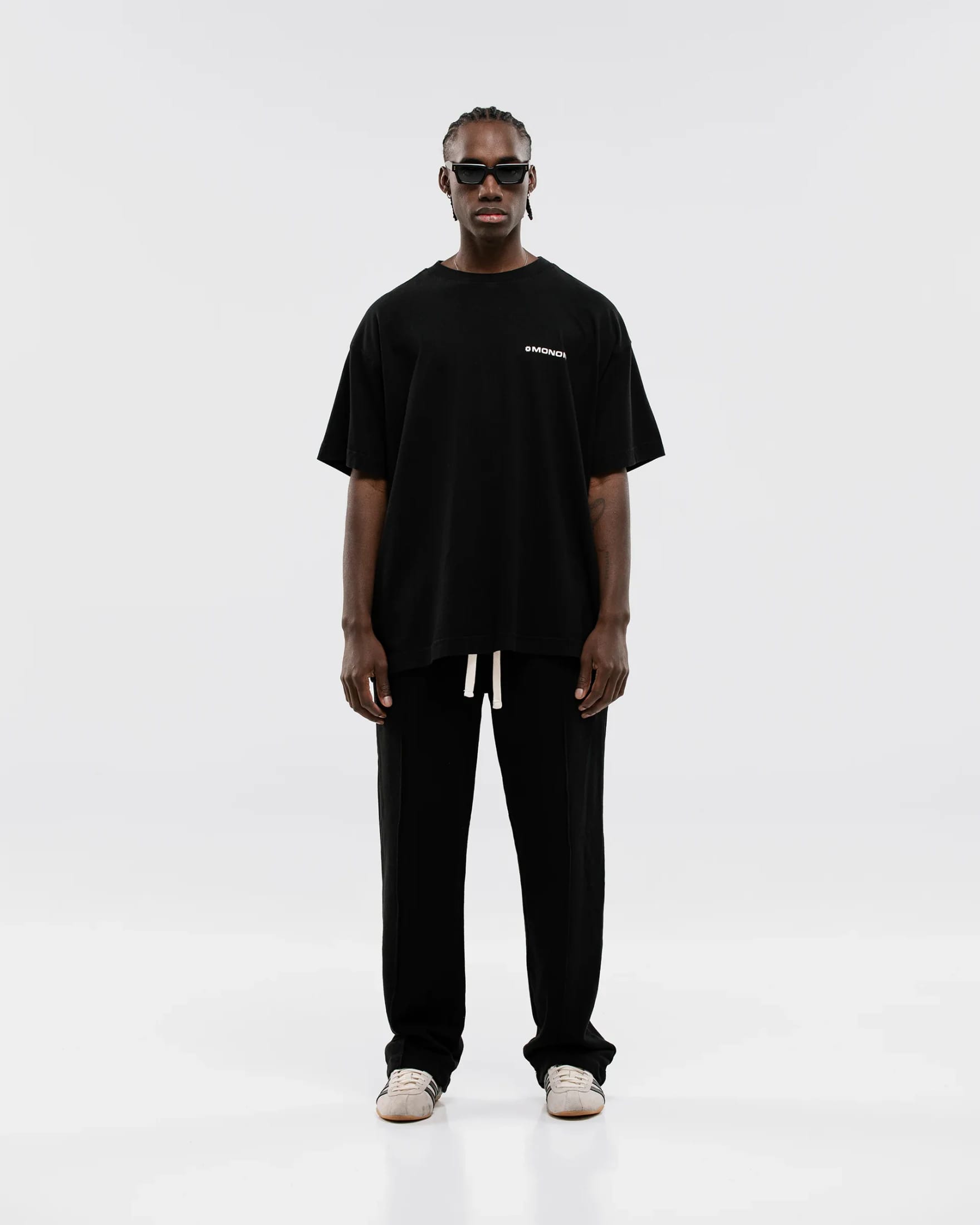 Camiseta Oversized Básica V2 - Negro Oscuro - imagen 7