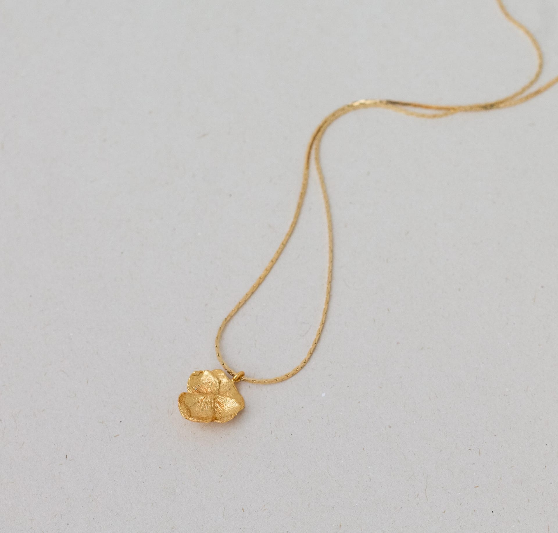 Collar Flor imperfecta - imagen 3