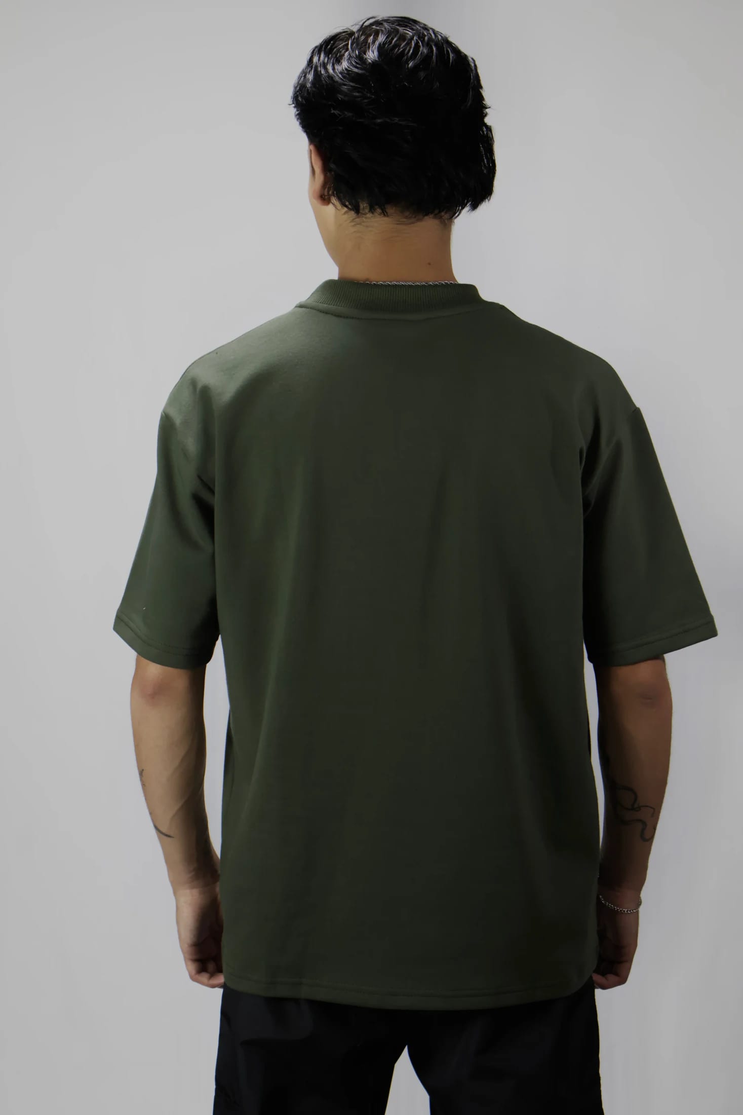CAMISETA VERDE MILITAR 14078 OVERSIZE - imagen 4