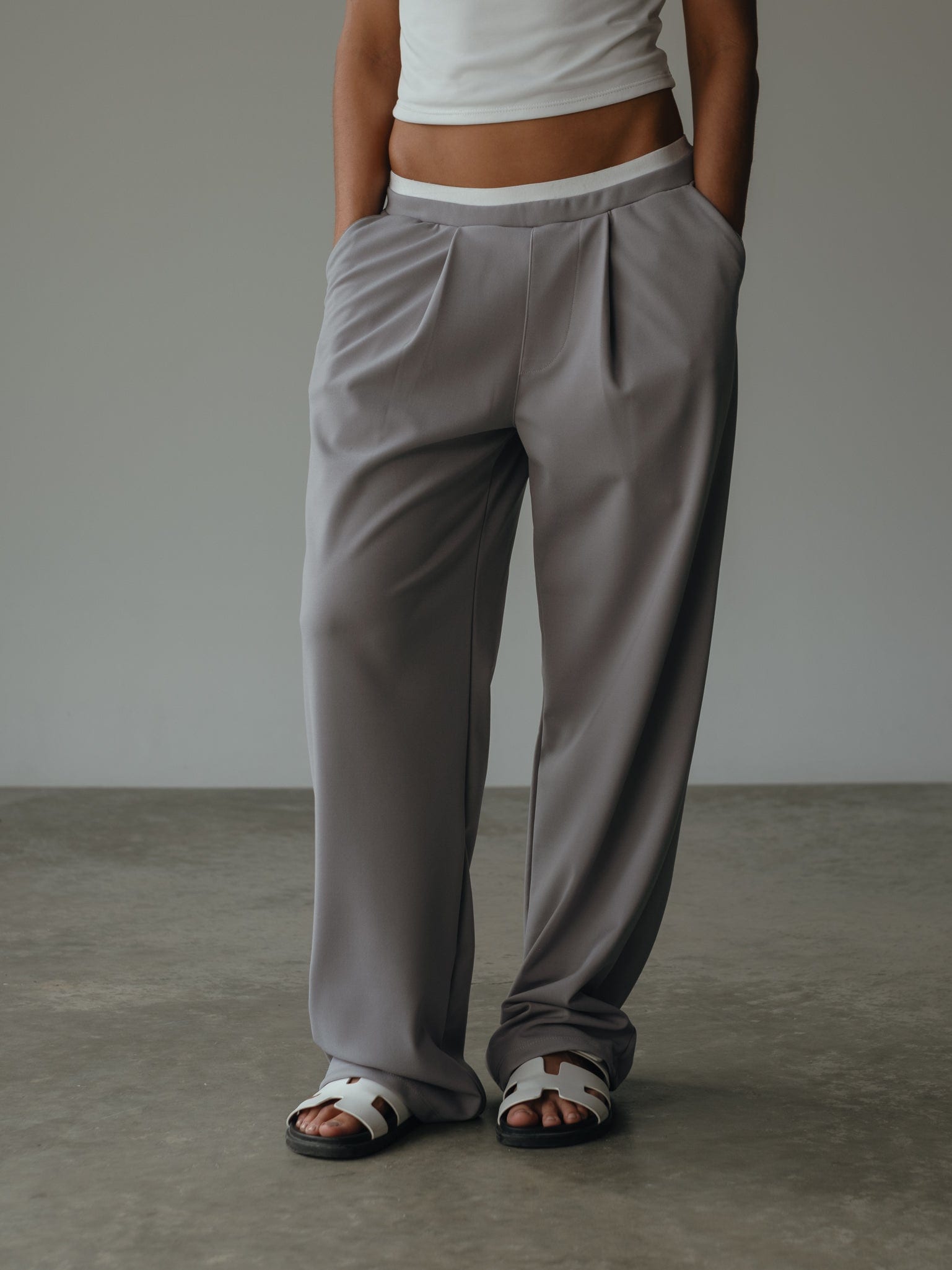 WIDE LEG BAND PANT - LIGHT GRAY - imagen 9
