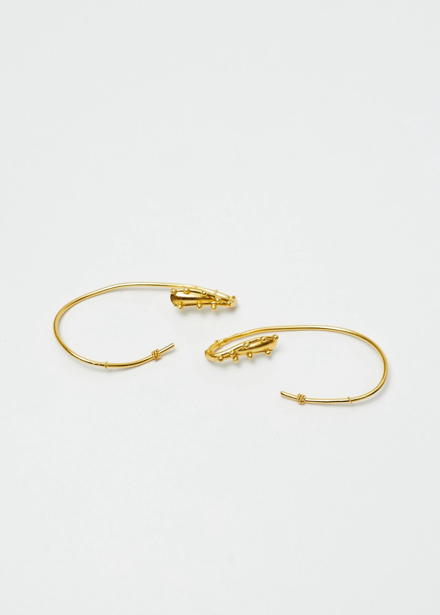 Earcuff Estambre Dorado - imagen 2