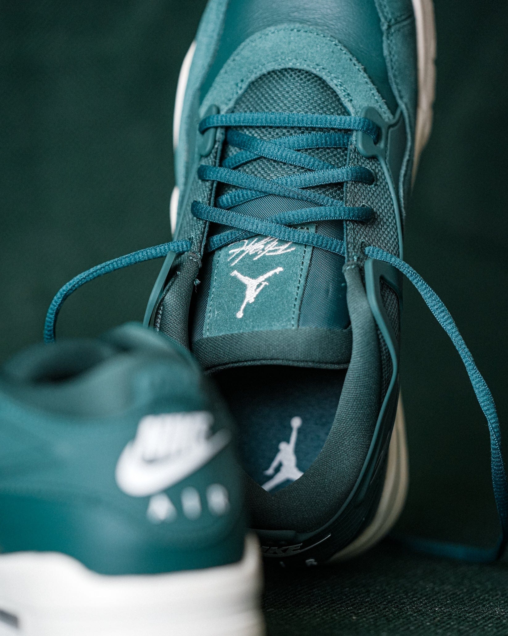 TENIS MUJER AIR JORDAN 4 VERDE OSCURO - imagen 6