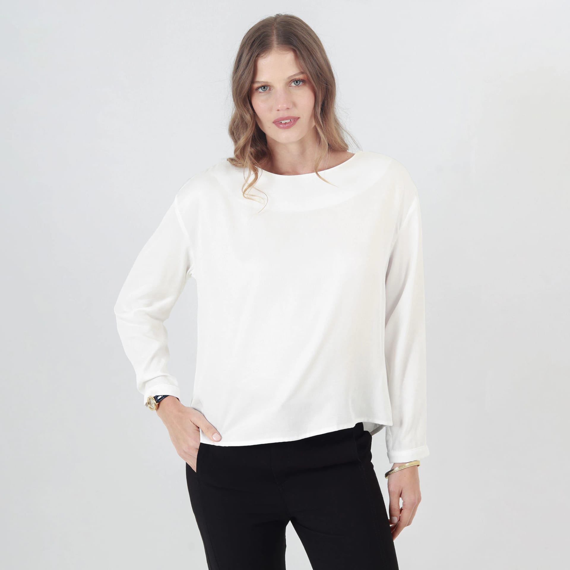 Blusa Cuello Redondo Manga Larga - imagen 4