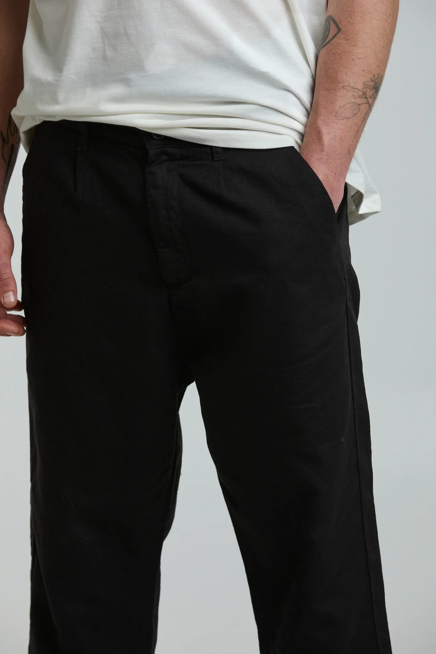 Pantalón Carrot Negro - imagen 8
