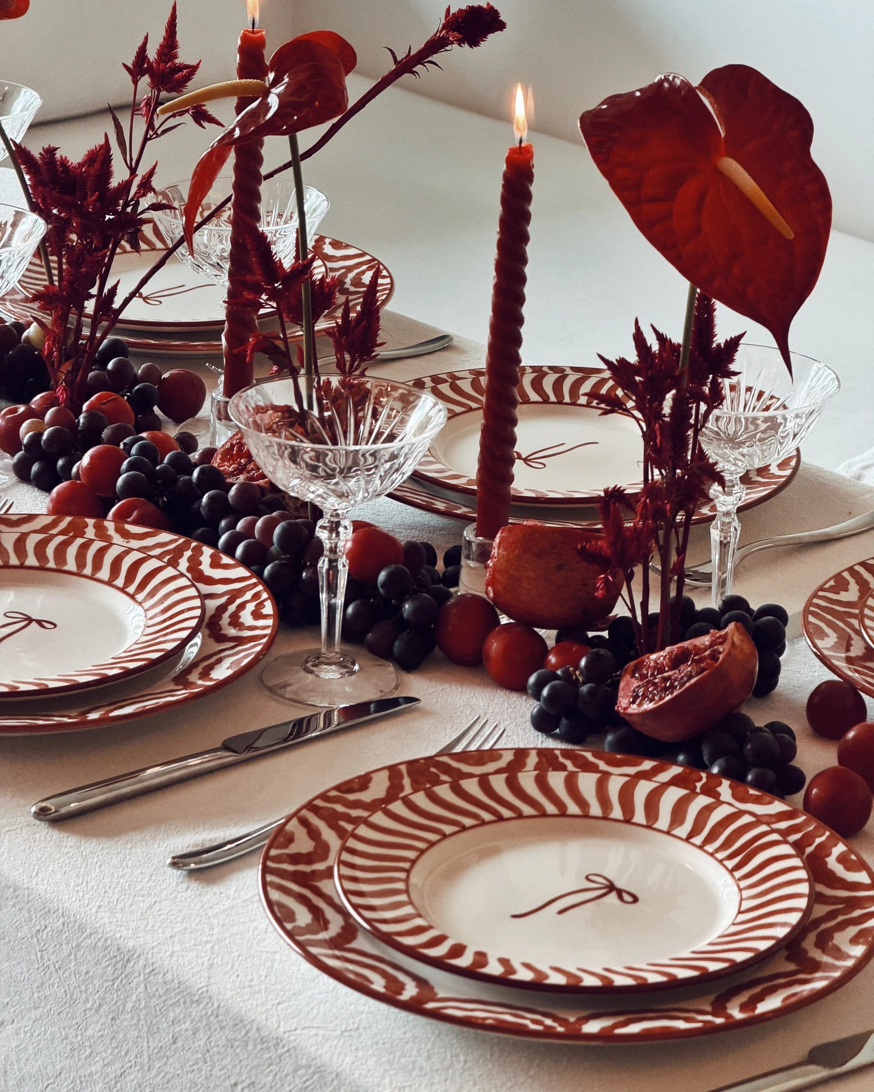 SET X2 DINNER PLATE - RED - imagen 2