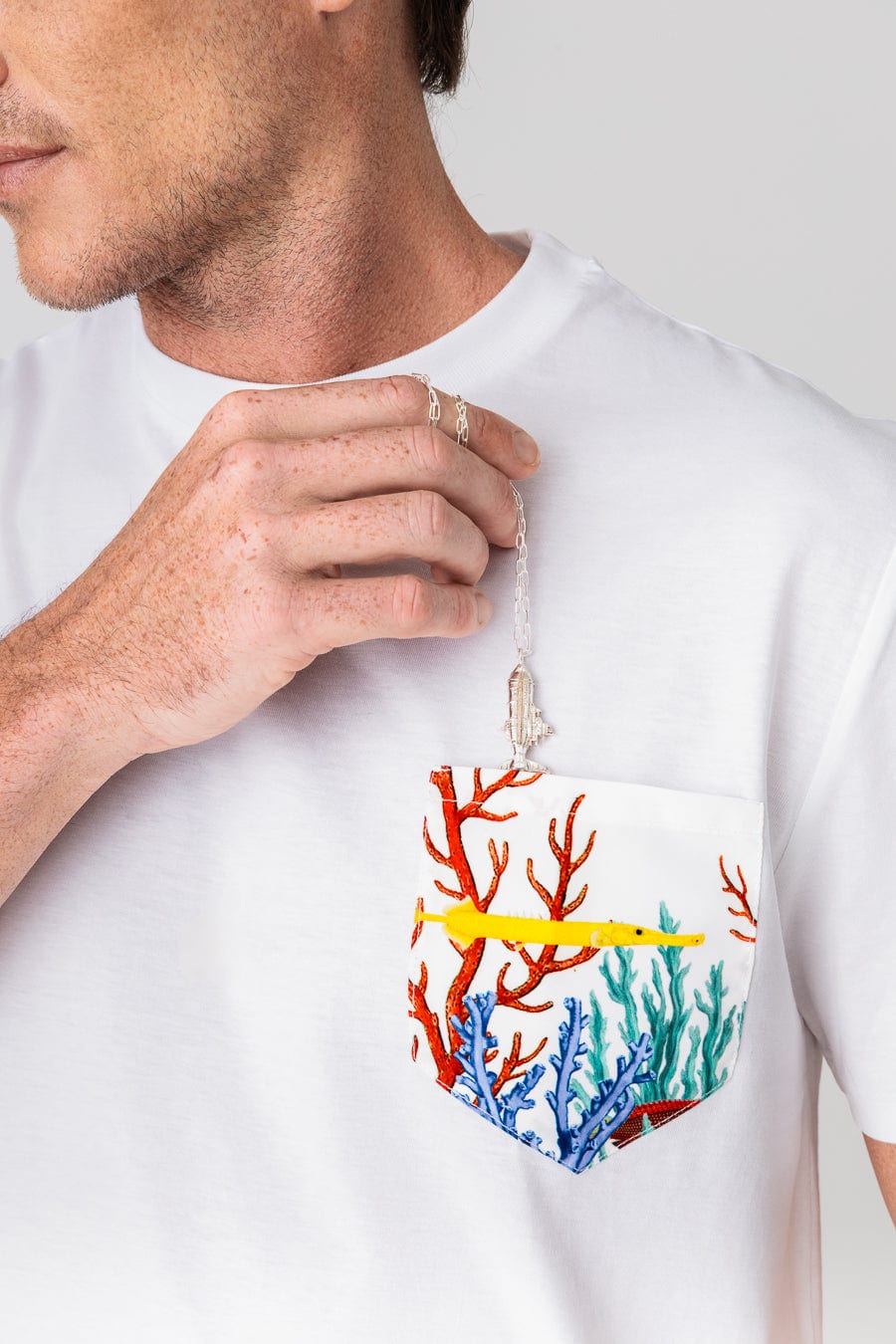 Men's cotton t-shirt pocket vega white - imagen 4