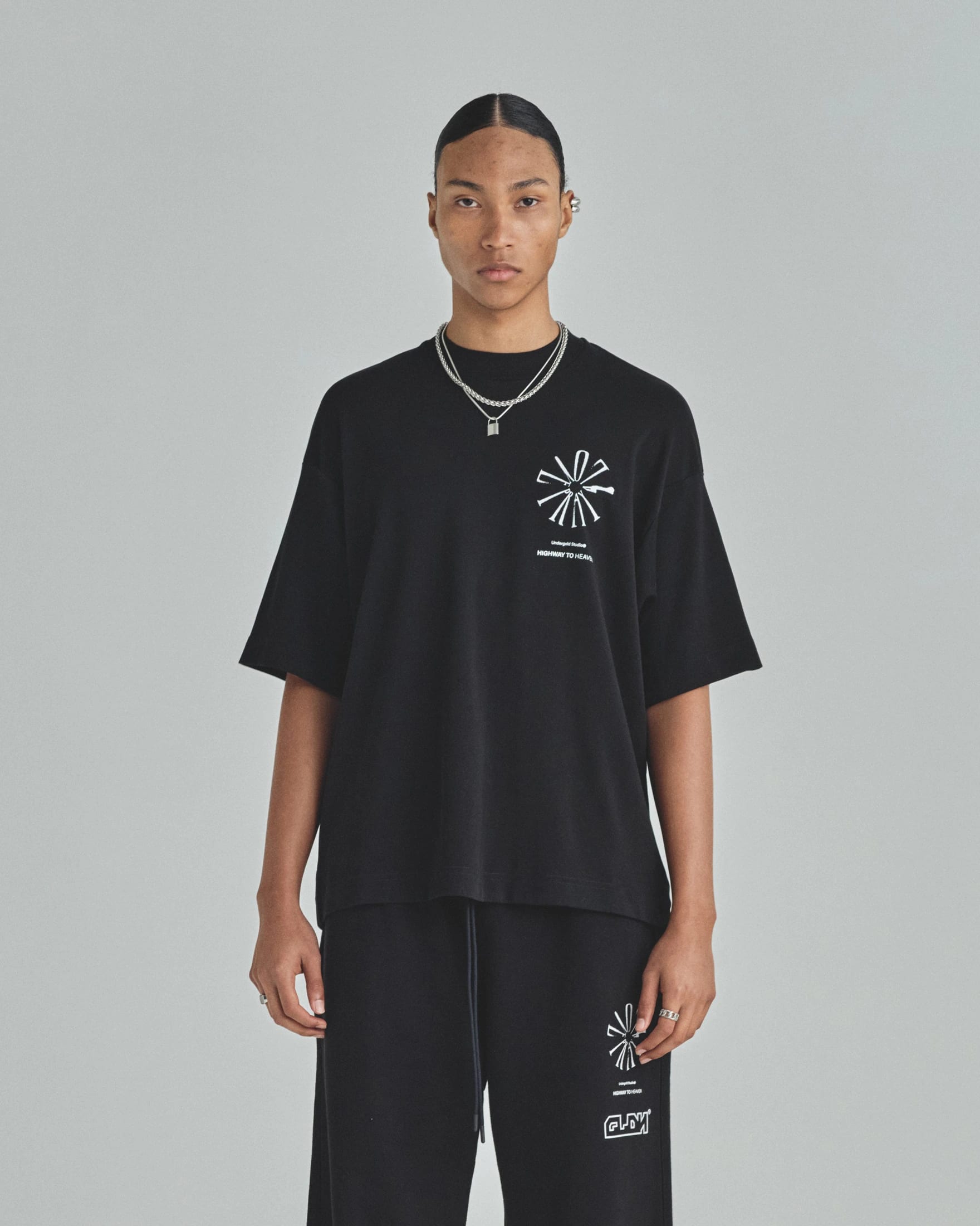 Spring Pray 4 Love Boxy Fit Tshirt Black - imagen 2