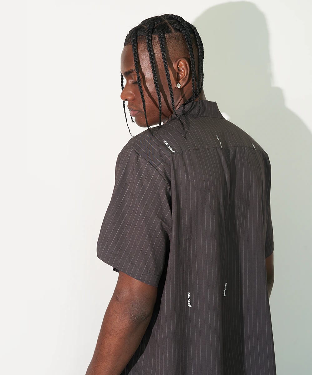 Camp Shirt in Black Pinstripe - imagen 2