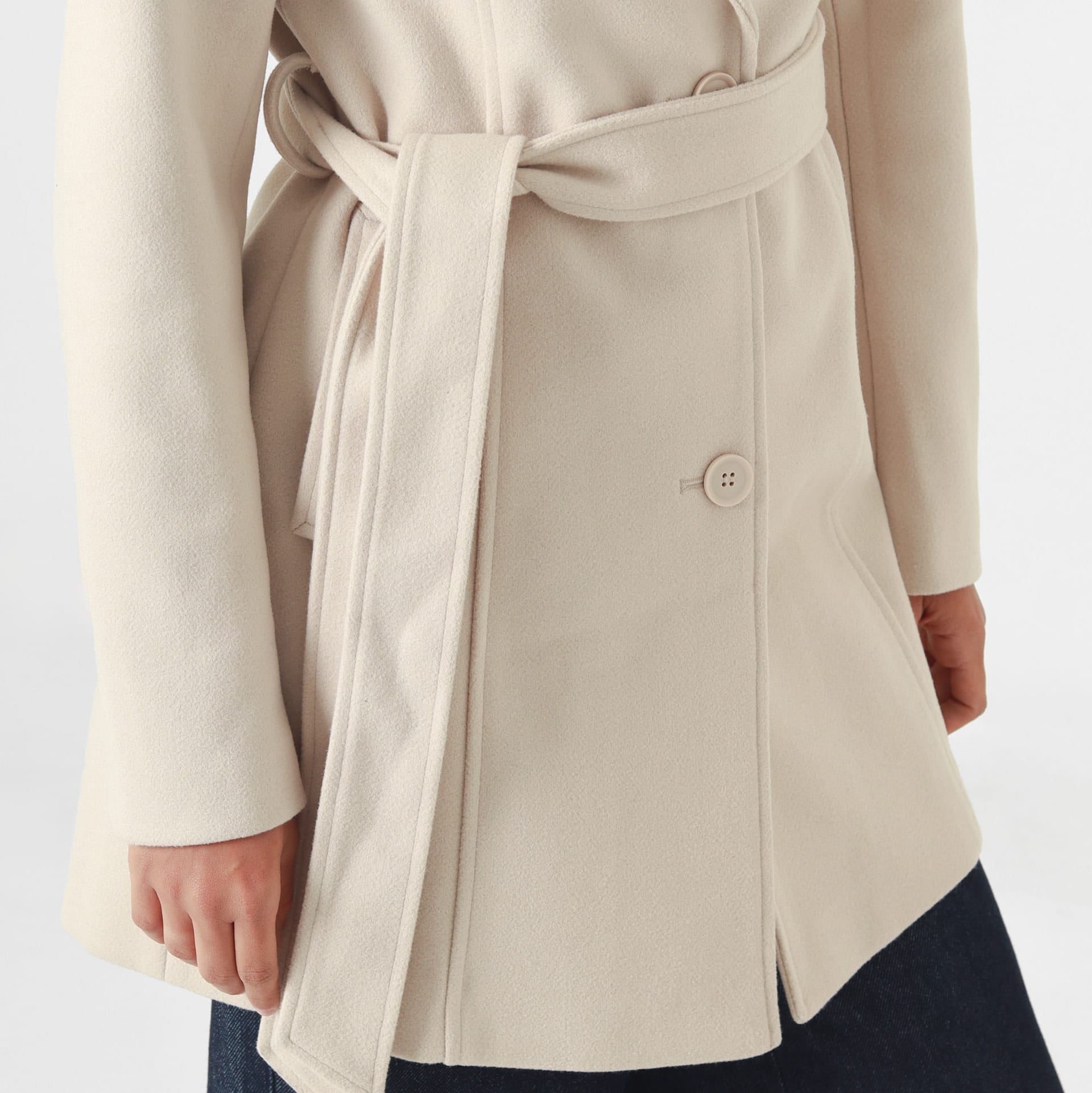 Chaqueta abrigo manga larga cuello solapa con lazo - imagen 3