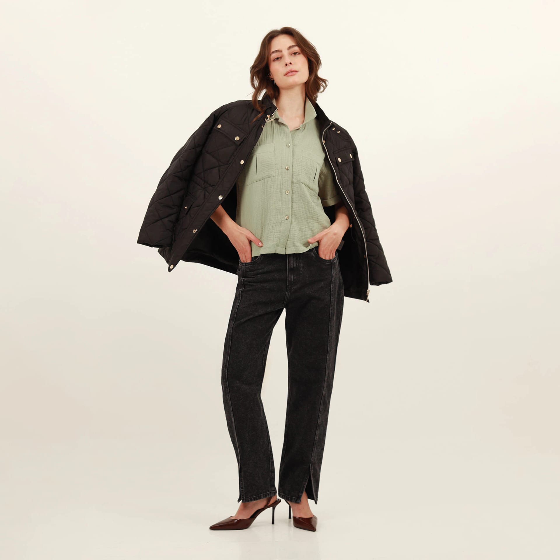 Chaqueta larga acolchada con ajuste en cintura - imagen 8