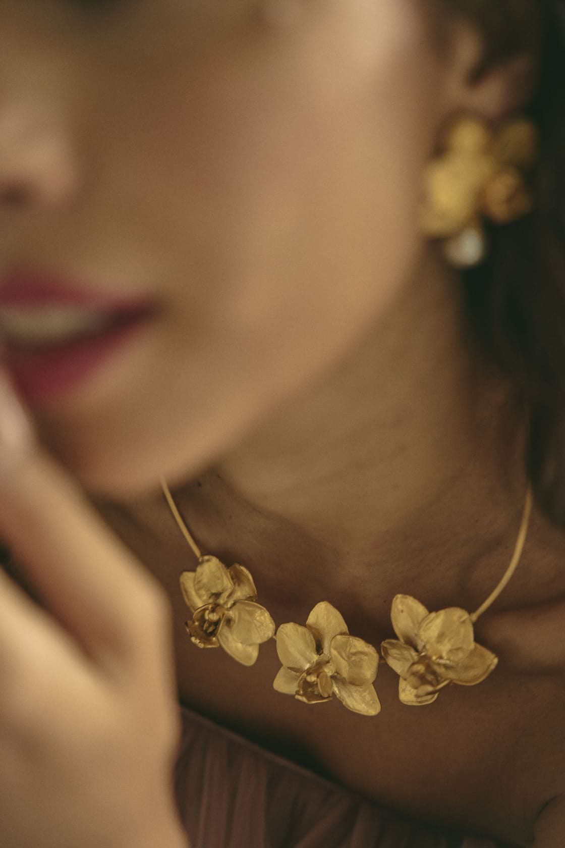PHALAENOPSIS X3 NECKLACE - imagen 2