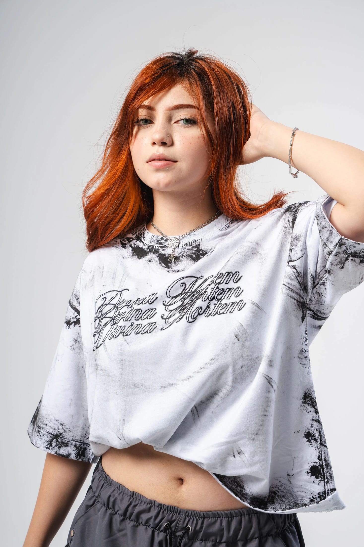 Camiseta Distressed Divina Mortem - imagen 2