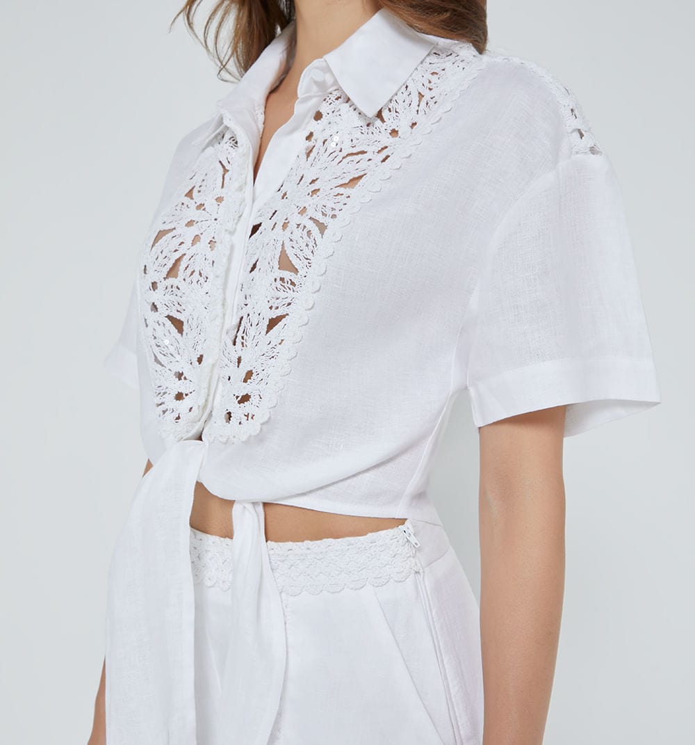 Blusa manga corta con anudado - imagen 3
